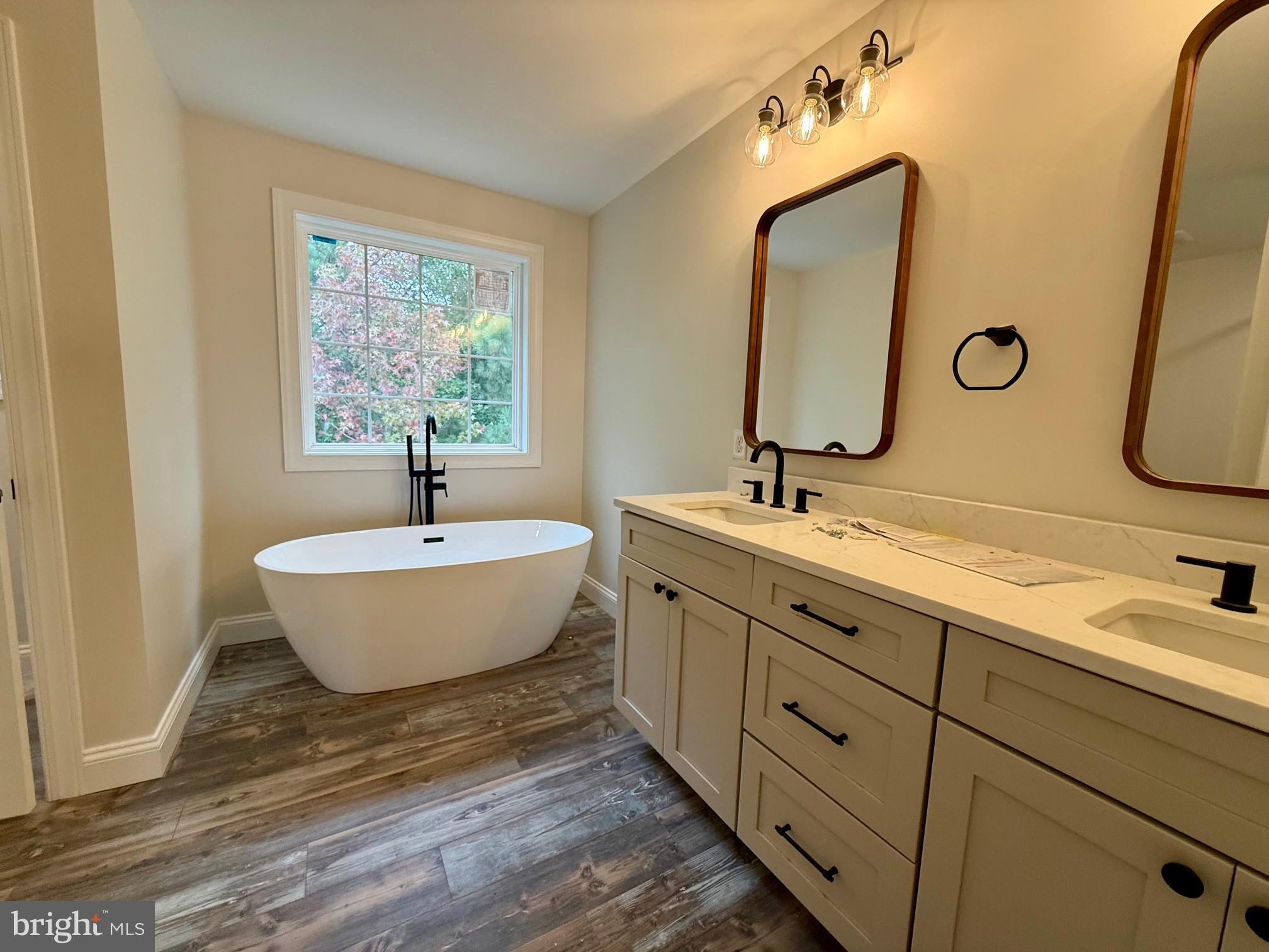 Piney Point, Maryland, 20674, United States, 4 Bedrooms Bedrooms, ,3 BathroomsBathrooms,Residential,For Sale,1975438