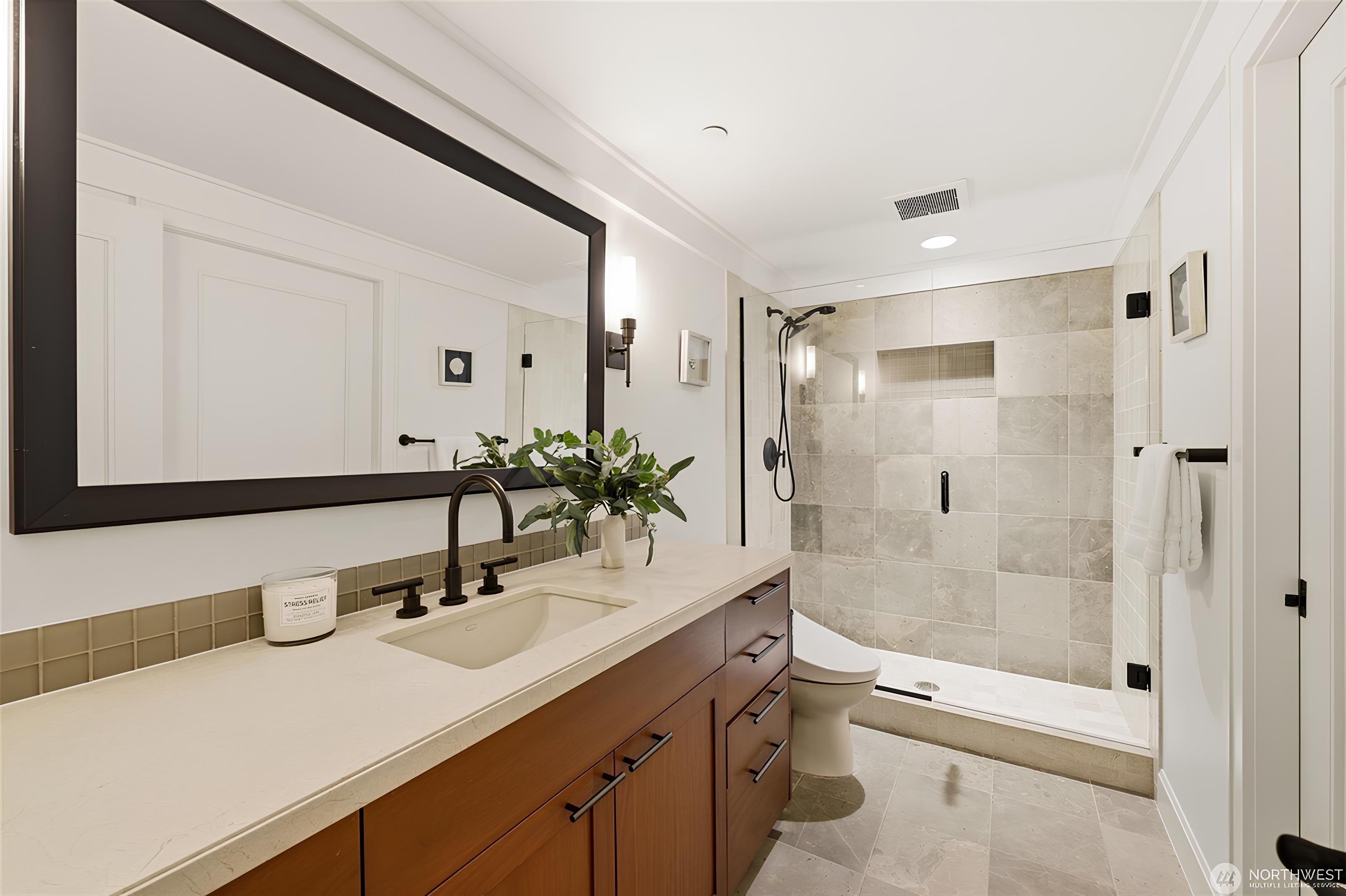  9632 Lake Washington Blvd NE, Bellevue, WA 98004 - 物件實景