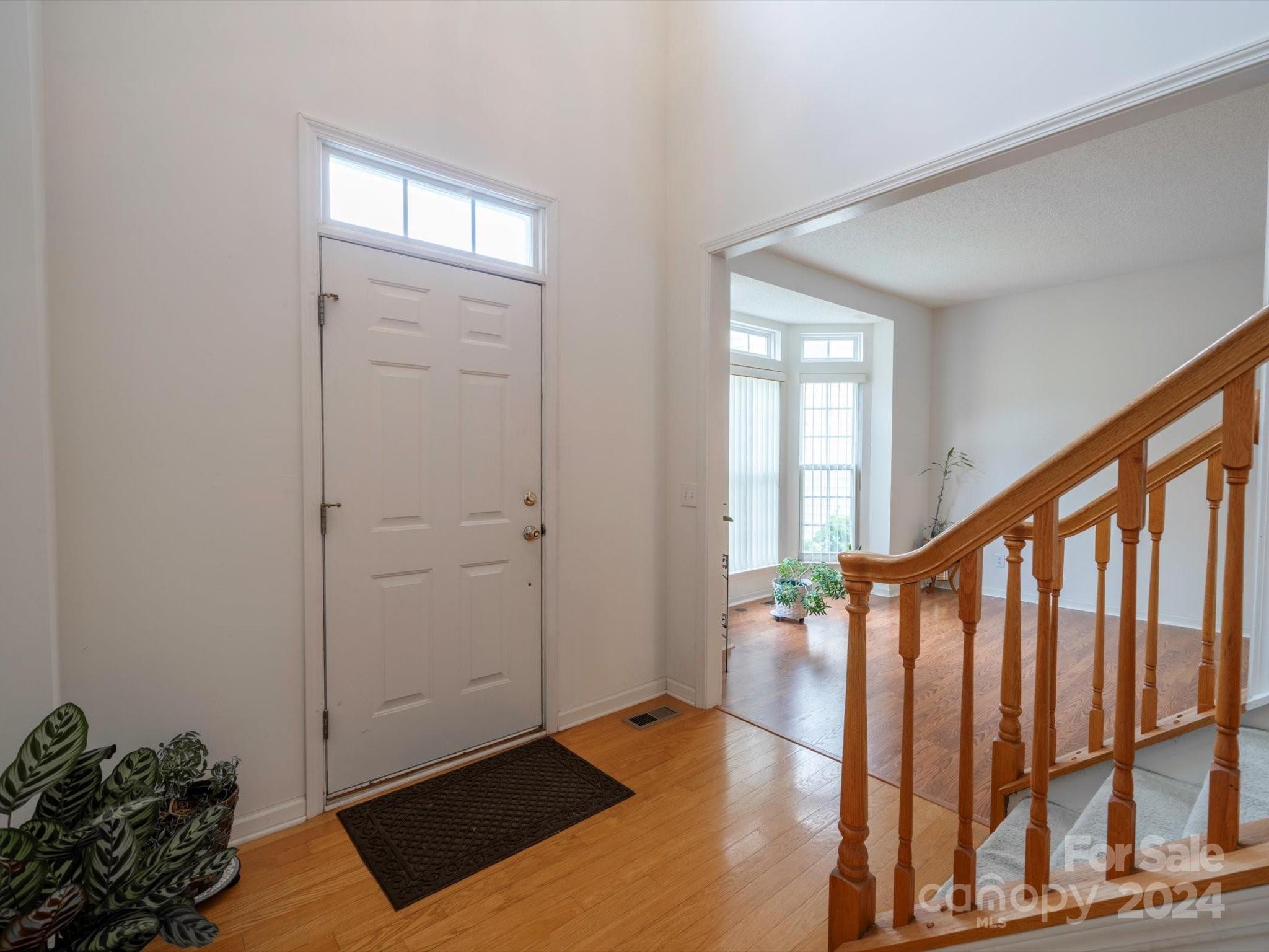 Charlotte, North Carolina, 28269, United States, 5 Bedrooms Bedrooms, ,3 BathroomsBathrooms,Residential,For Sale,1930006