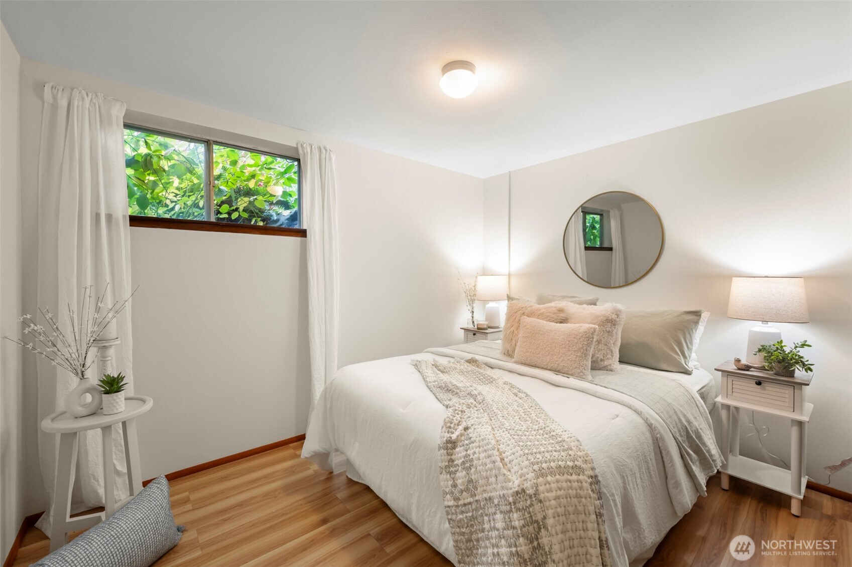 Des Moines, Washington, 98198, United States, 4 Bedrooms Bedrooms, ,2 BathroomsBathrooms,Residential,For Sale,1987867