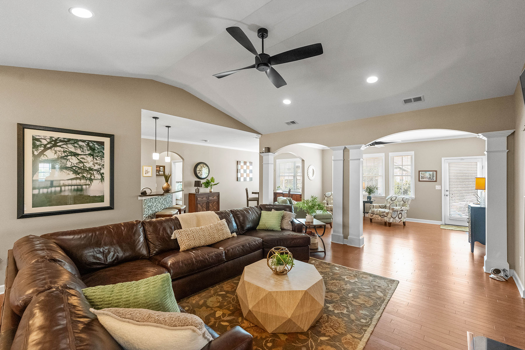  LAKE RIDGE - 物件實景