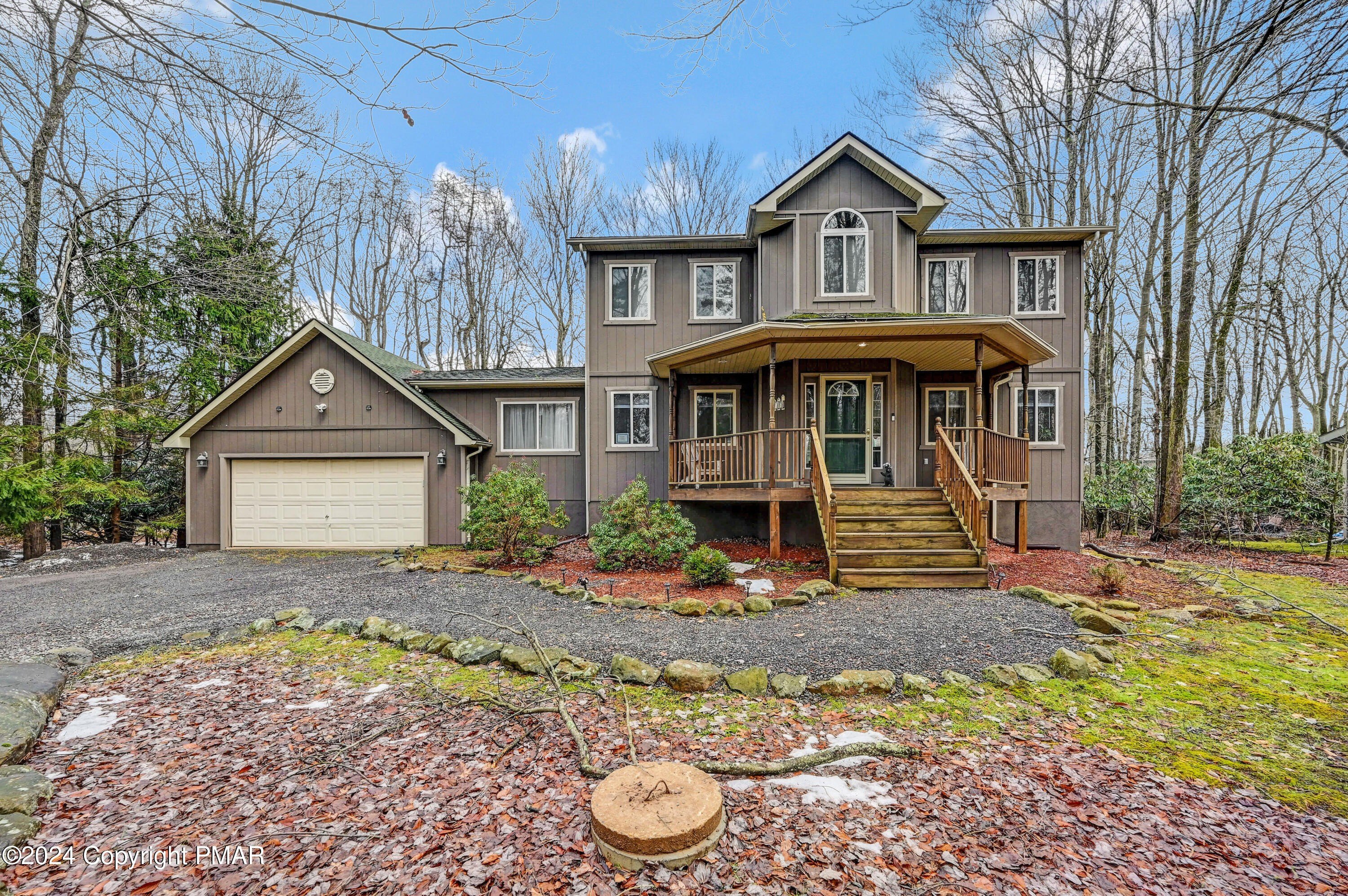 Pocono Pines, Pennsylvania, 18350, United States, 4 Bedrooms Bedrooms, ,3 BathroomsBathrooms,Residential,For Sale,1981114