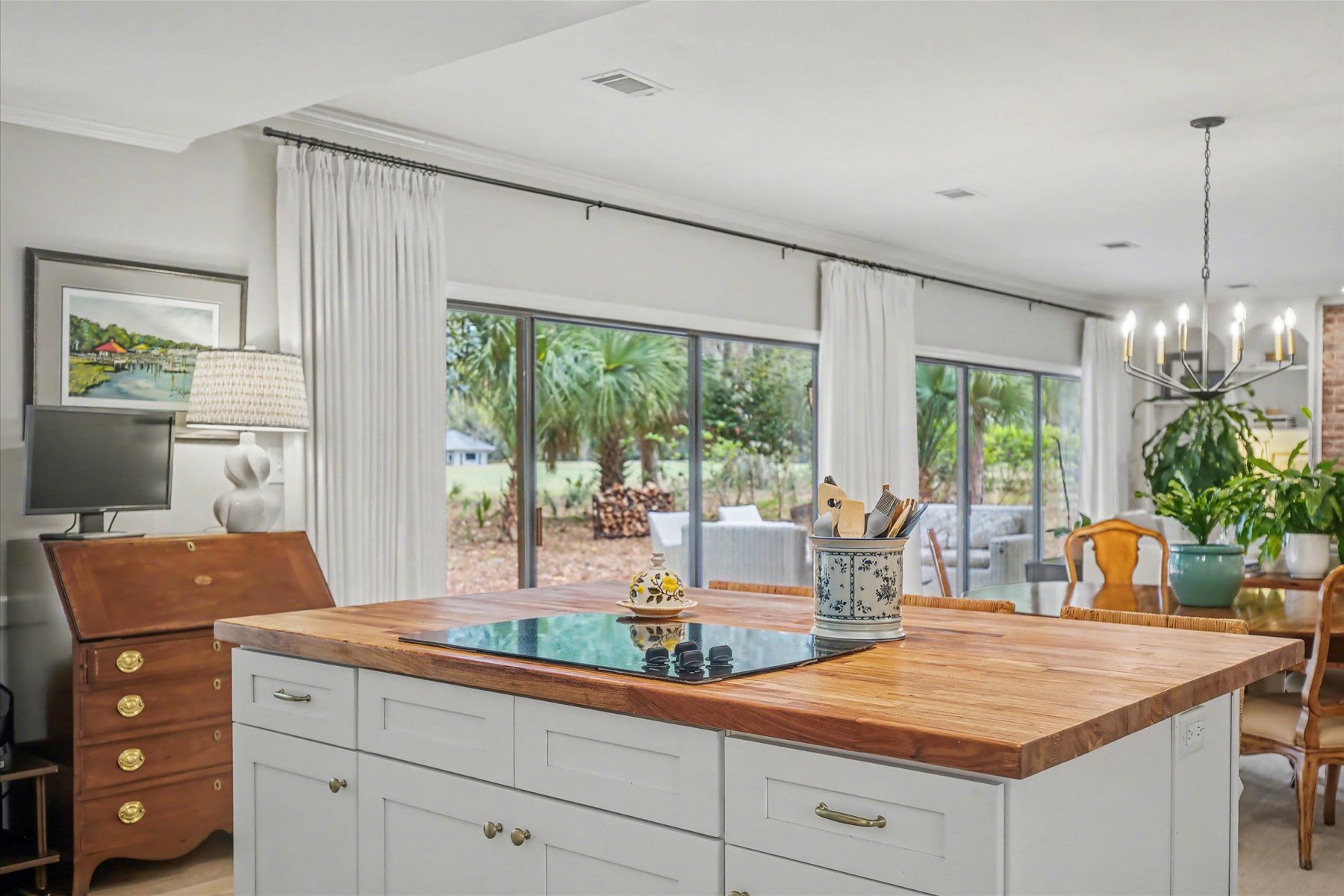  Lovely Updated Cottage in The Landings Gated Community - 物件實景