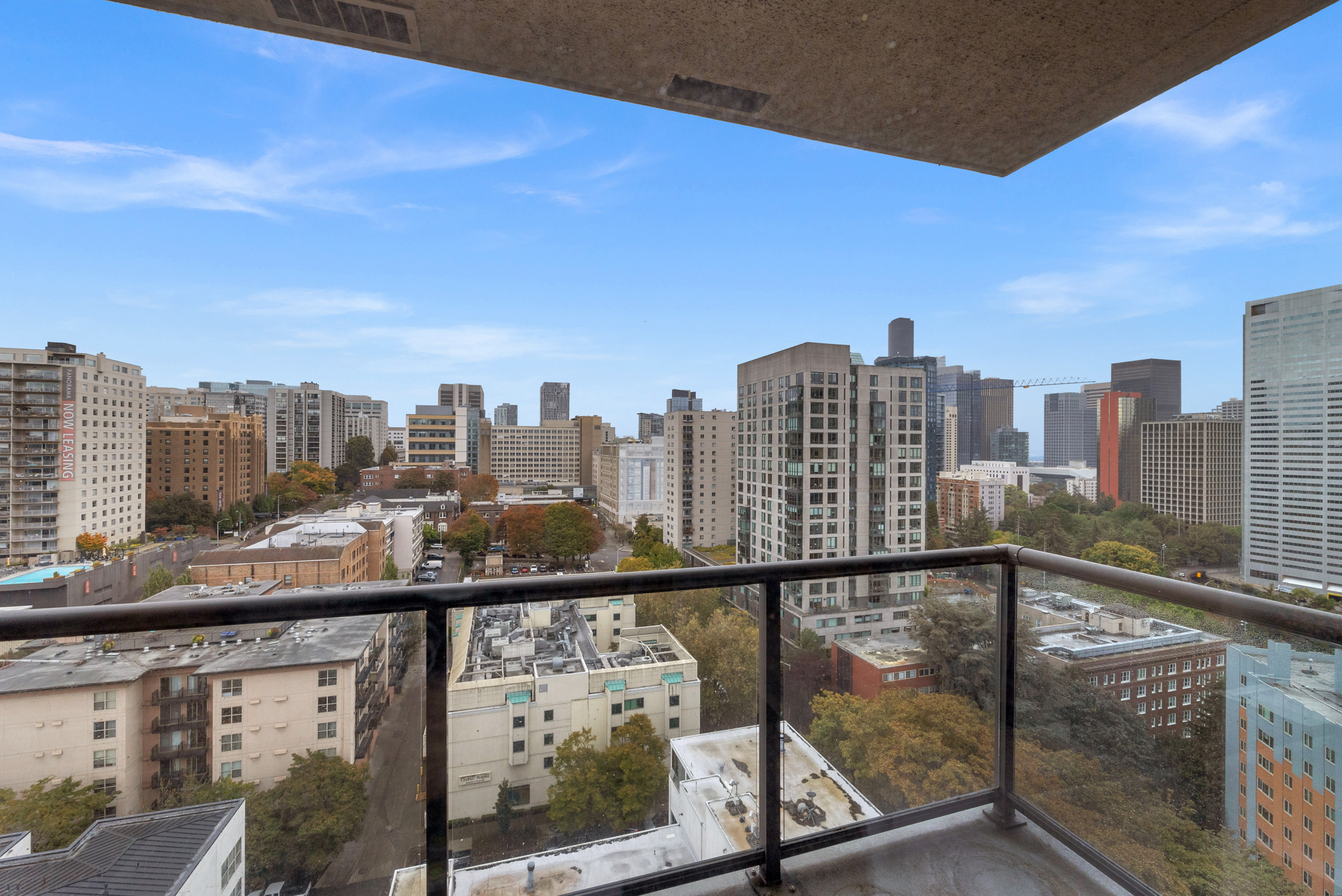  Light-Filled Luxury in Seattle - 物件實景