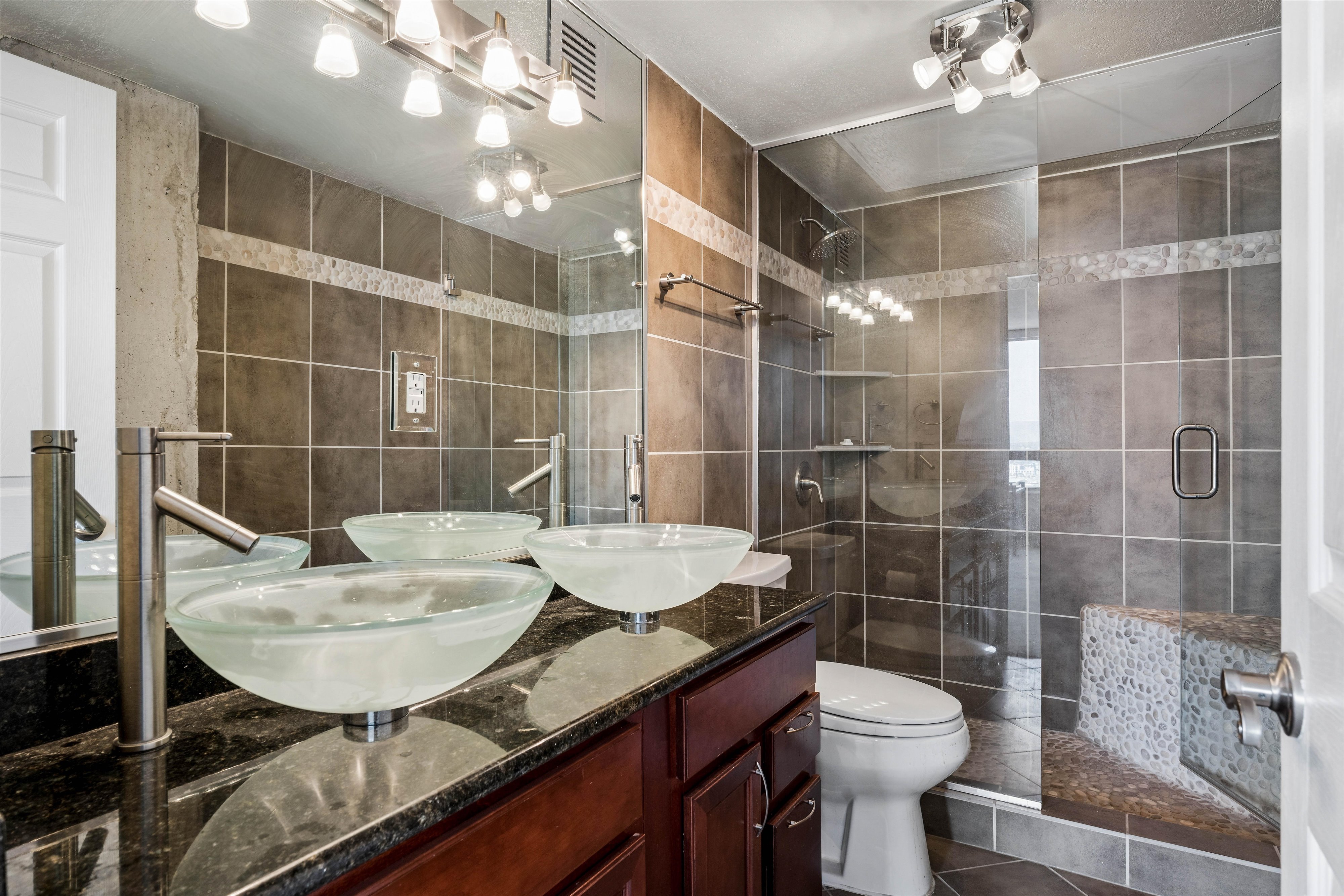  Turn Key Open-Concept Condo In The Heart Of Downtown Denver - 物件實景