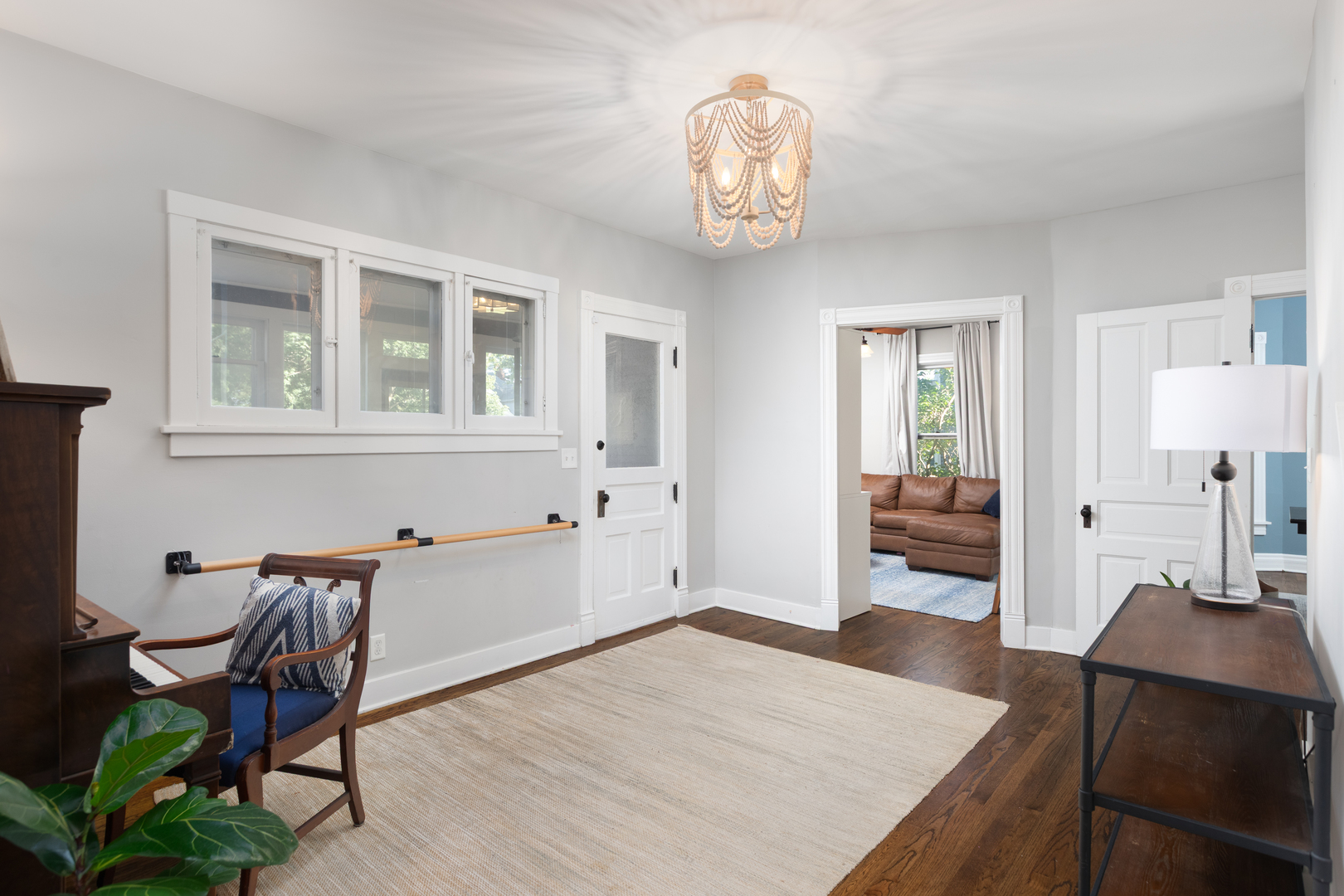 Naperville, Illinois, 60540, United States, 4 Bedrooms Bedrooms, ,3 BathroomsBathrooms,Residential,For Sale,1989489