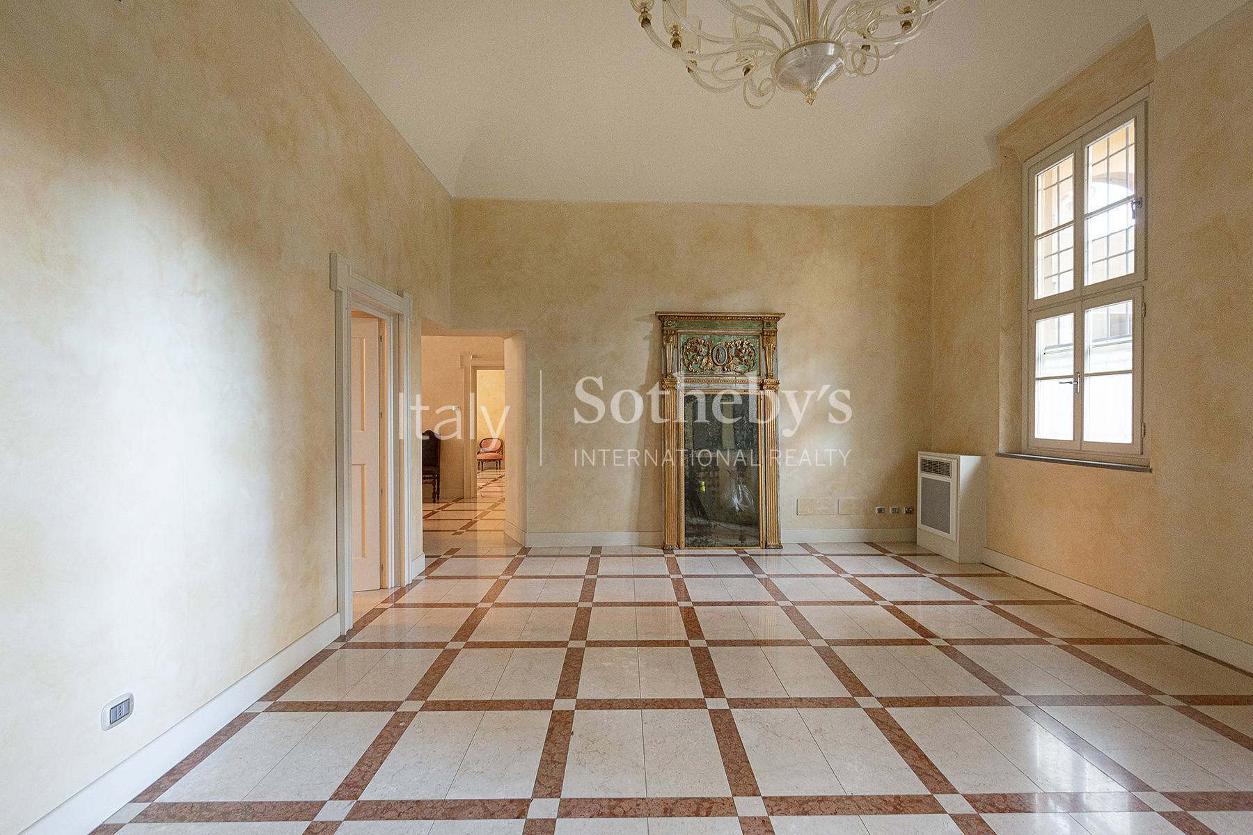  Exclusive residence with frescoes in a historic palace - 物件實景