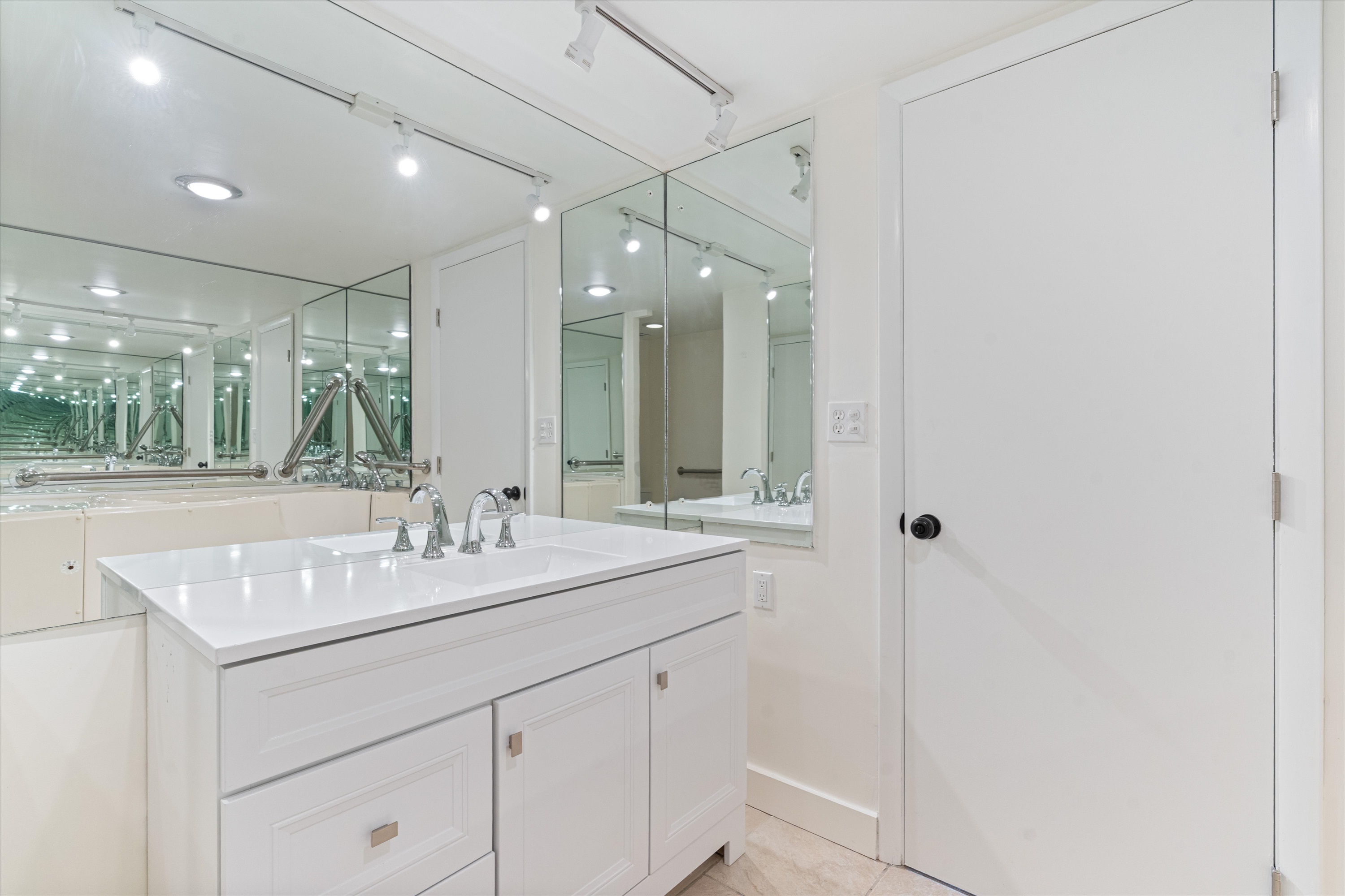 2100 S Ocean Ln, Fort Lauderdale, FL, 33316 - 物件實景
