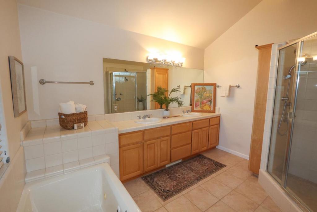 Aptos, California, 95003, United States, 3 Bedrooms Bedrooms, ,3 BathroomsBathrooms,Residential,For Sale,1988538