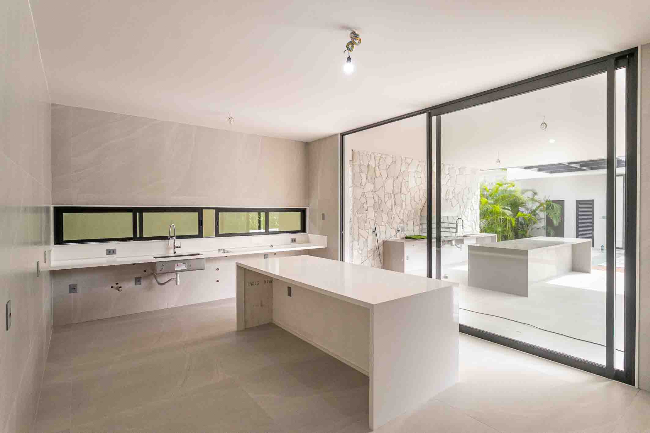  Contemporary house in a sought-after condominium - 物件實景
