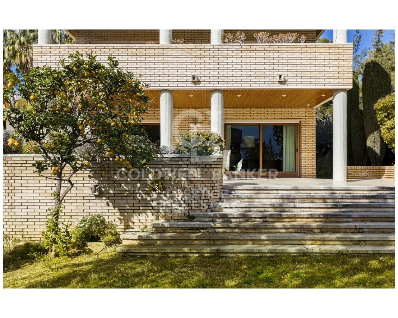 Barcelona, Esplugues de Llobregat, La Miranda - Ci, Esplugues de Llobregat, Catalonia, ES, 5 Bedrooms Bedrooms, ,4 BathroomsBathrooms,Residential,For Sale,Barcelona, Esplugues de Llobregat, La Miranda - Ci,1612405
