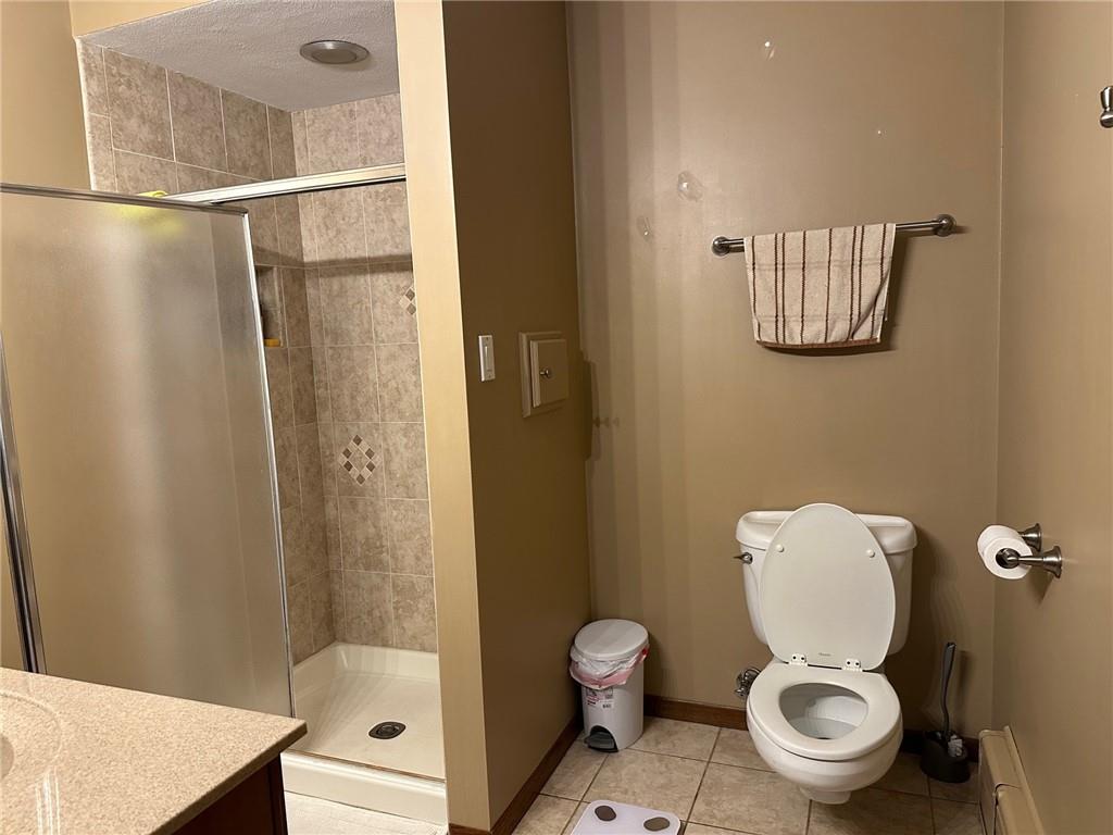 Ashland, Wisconsin, 54806, United States, 6 Bedrooms Bedrooms, ,4 BathroomsBathrooms,Residential,For Sale,1919856