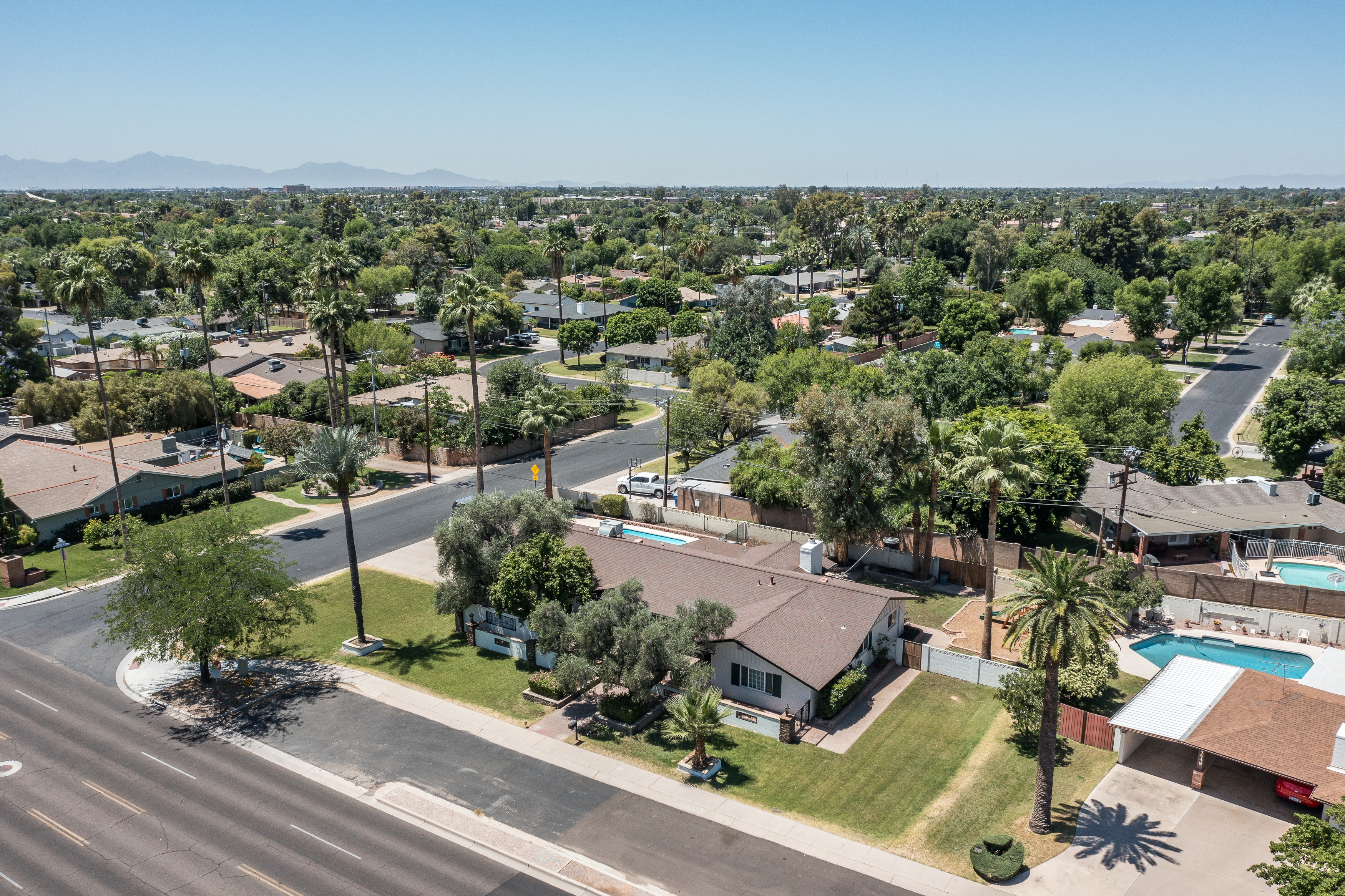 7540 N 7th Avenue  Phoenix, AZ - 物件實景