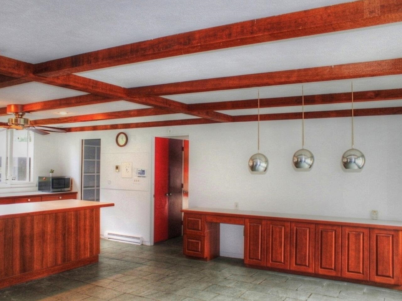 Burlington, Vermont, 05401, United States, 5 Bedrooms Bedrooms, ,2 BathroomsBathrooms,Residential,For Sale,1804397