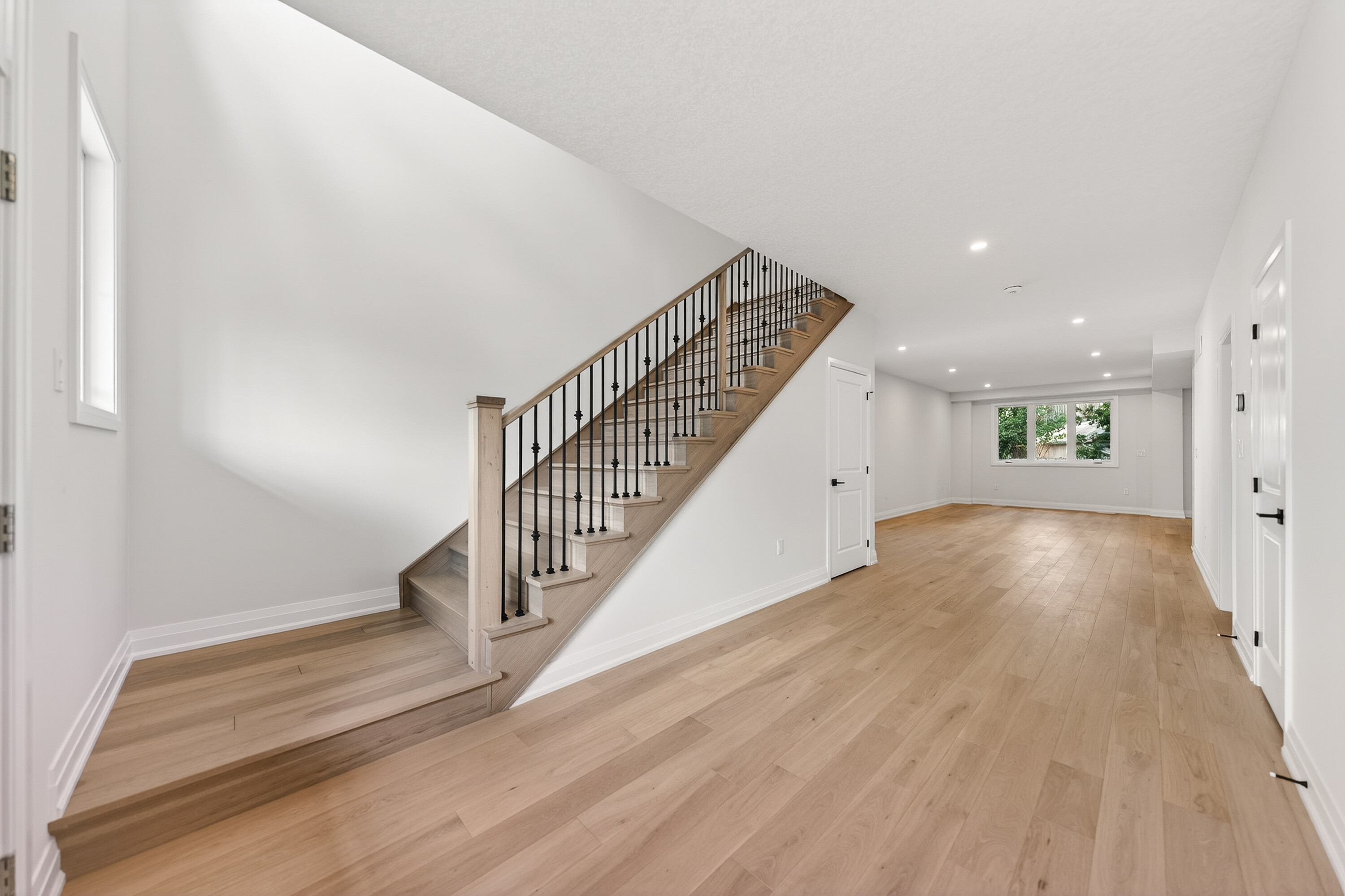  Newly Built Family Home - 物件實景