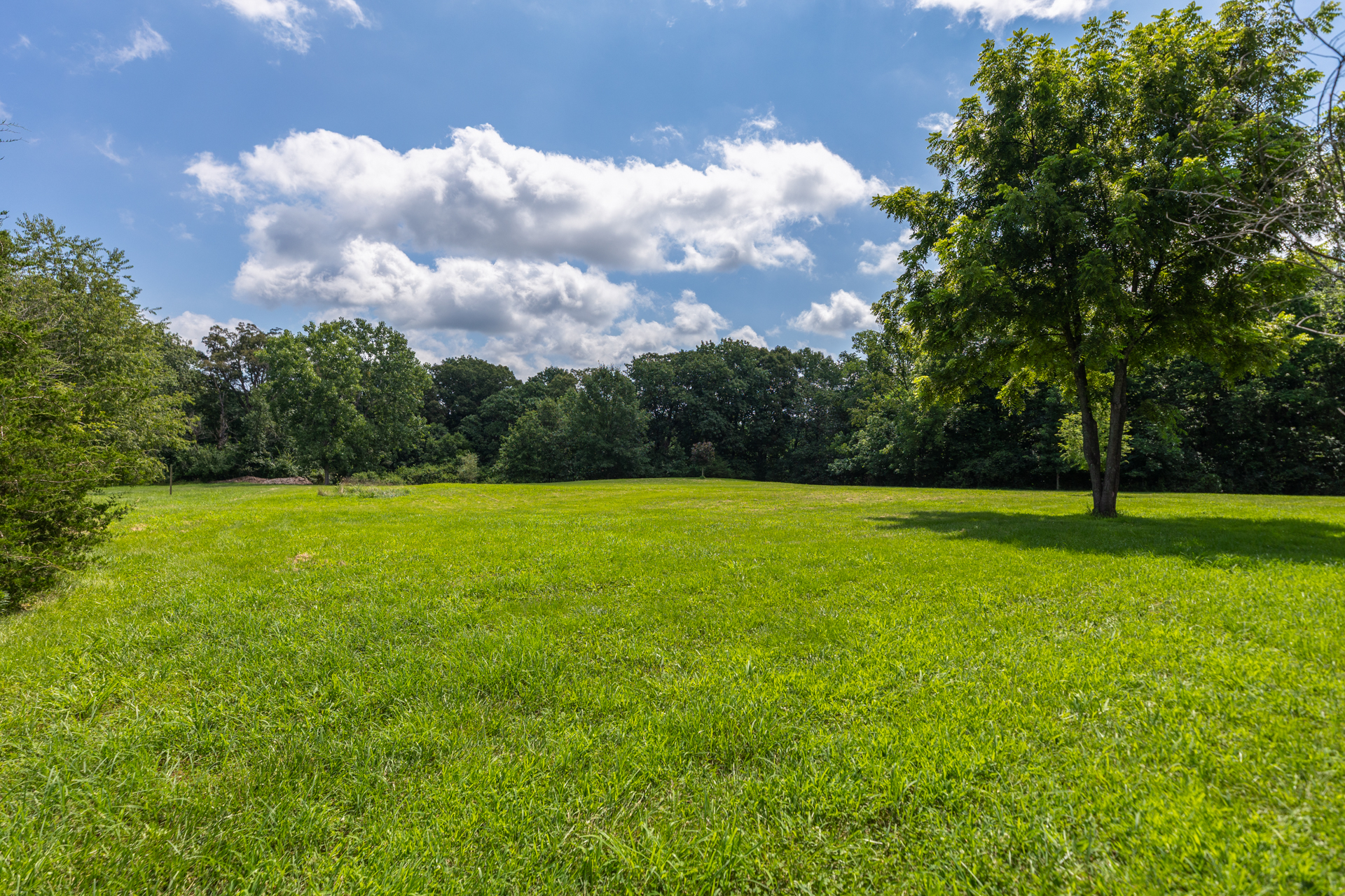 Sawyerville, Illinois, 62085, United States, 3 Bedrooms Bedrooms, ,3 BathroomsBathrooms,Residential,For Sale,1983807