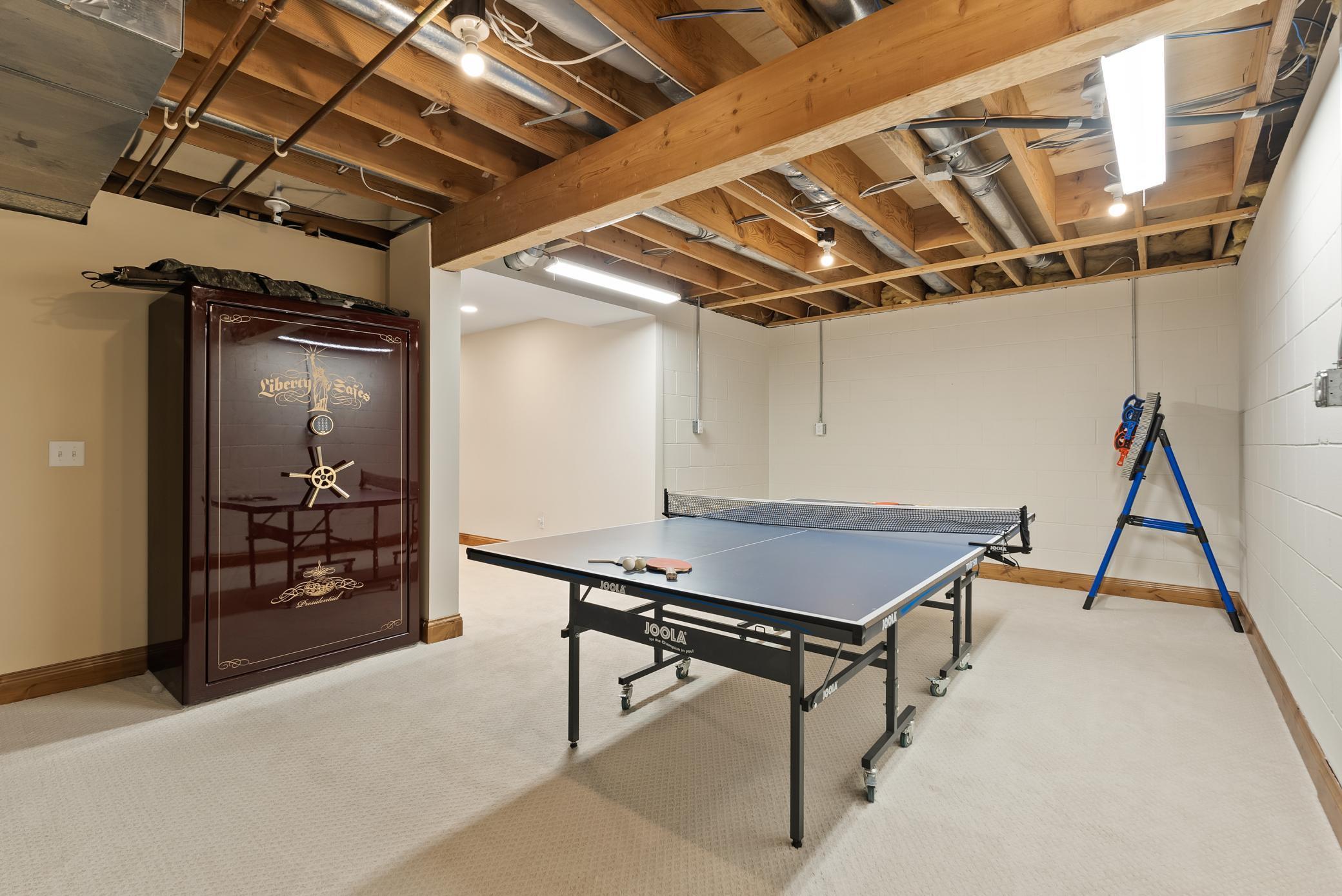 Excelsior, Minnesota, 55331, United States, 5 Bedrooms Bedrooms, ,6 BathroomsBathrooms,Residential,For Sale,1906981