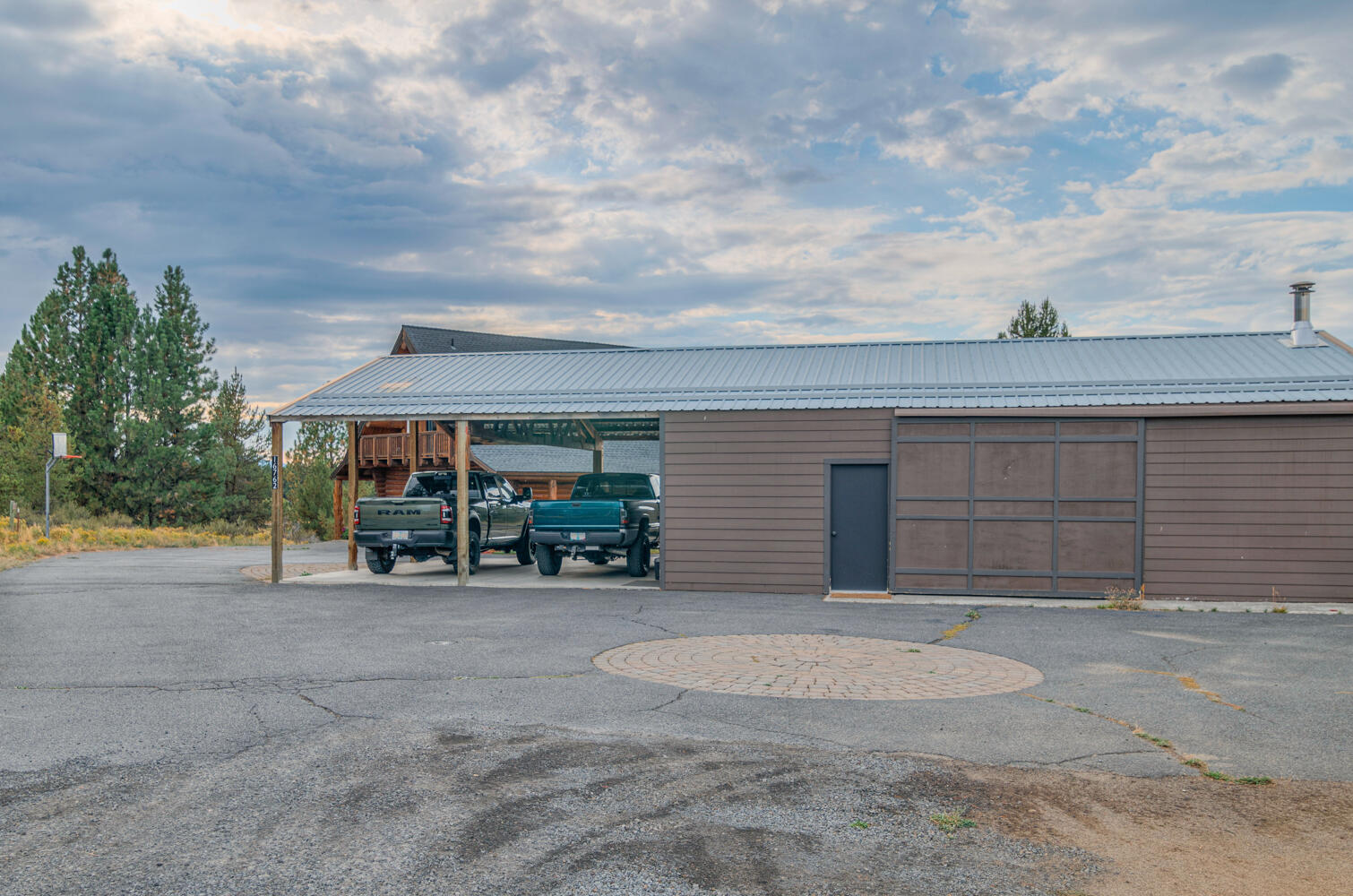 La Pine, Oregon, 97739, United States, 3 Bedrooms Bedrooms, ,2 BathroomsBathrooms,Residential,For Sale,1976945