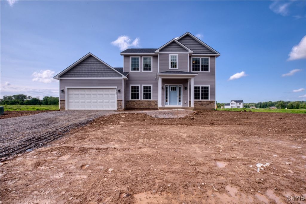 Baldwinsville, New York, 13027, United States, 4 Bedrooms Bedrooms, ,3 BathroomsBathrooms,Residential,For Sale,1906814