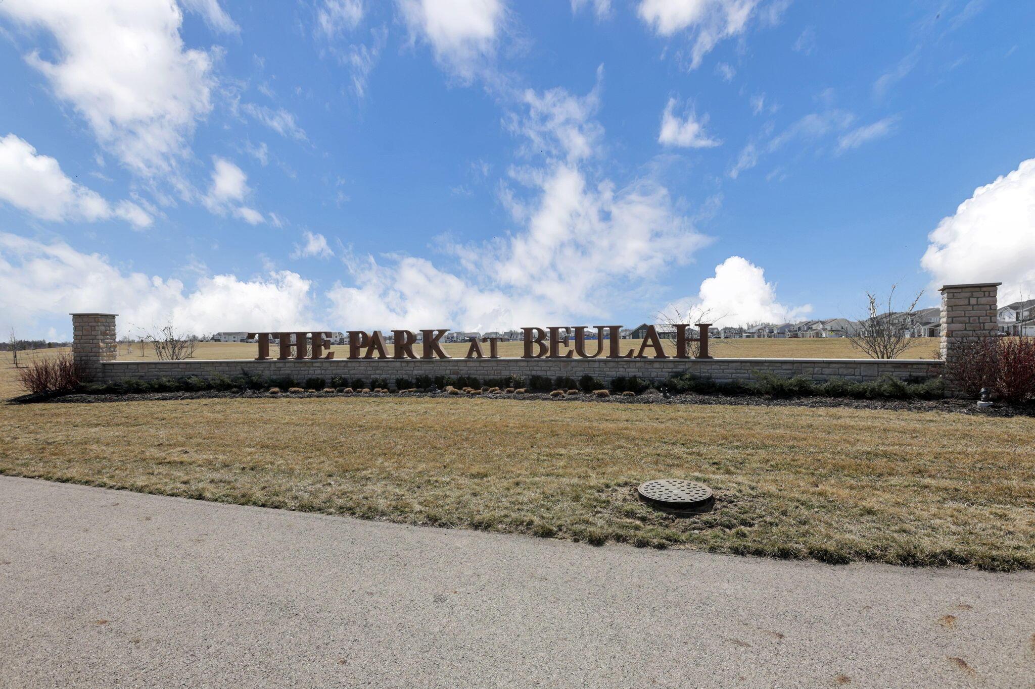 Grove City, Ohio, 43123, United States, 5 Bedrooms Bedrooms, ,4 BathroomsBathrooms,Residential,For Sale,1976085