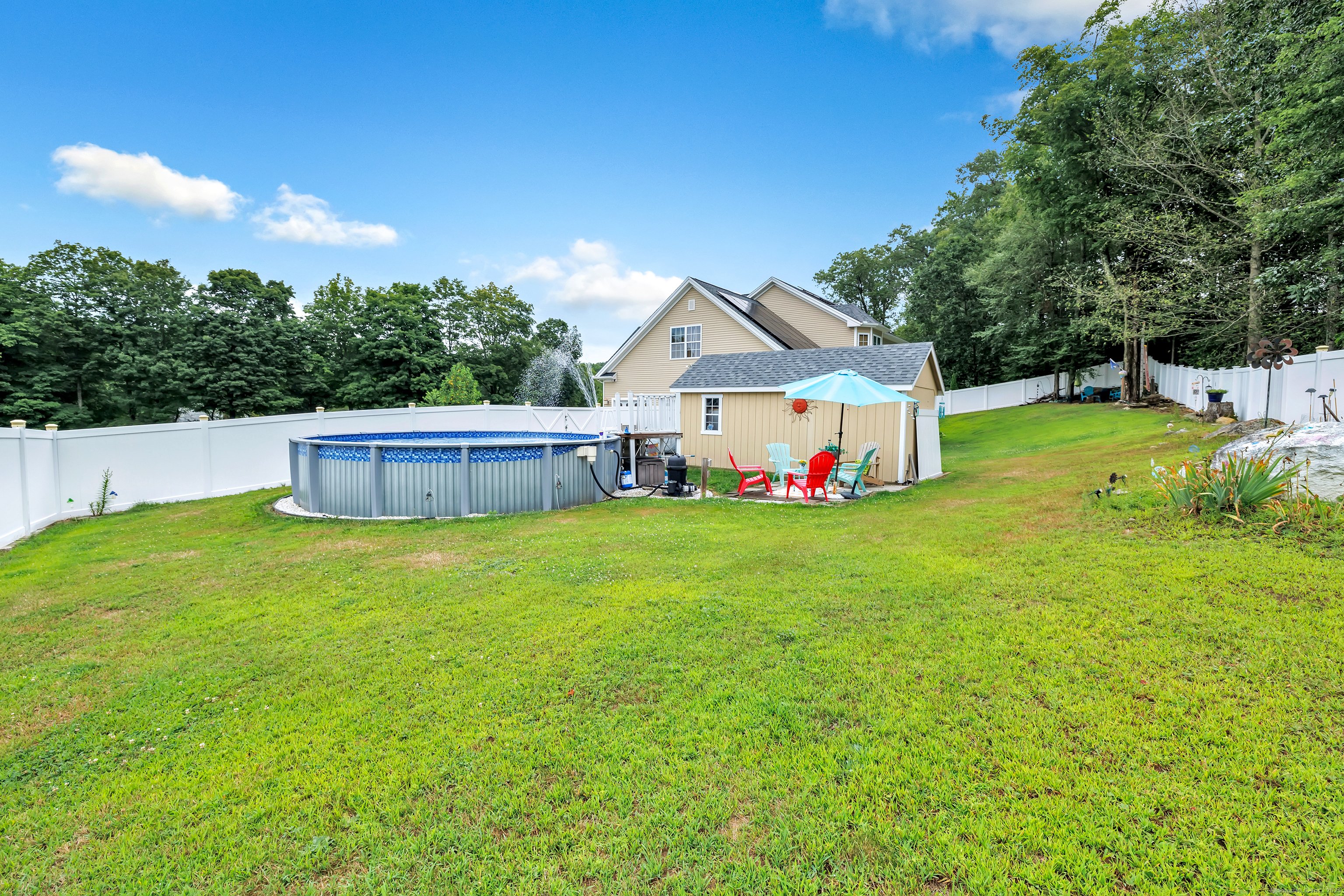 Seymour, Connecticut, 06483, United States, 4 Bedrooms Bedrooms, ,3 BathroomsBathrooms,Residential,For Sale,1906735