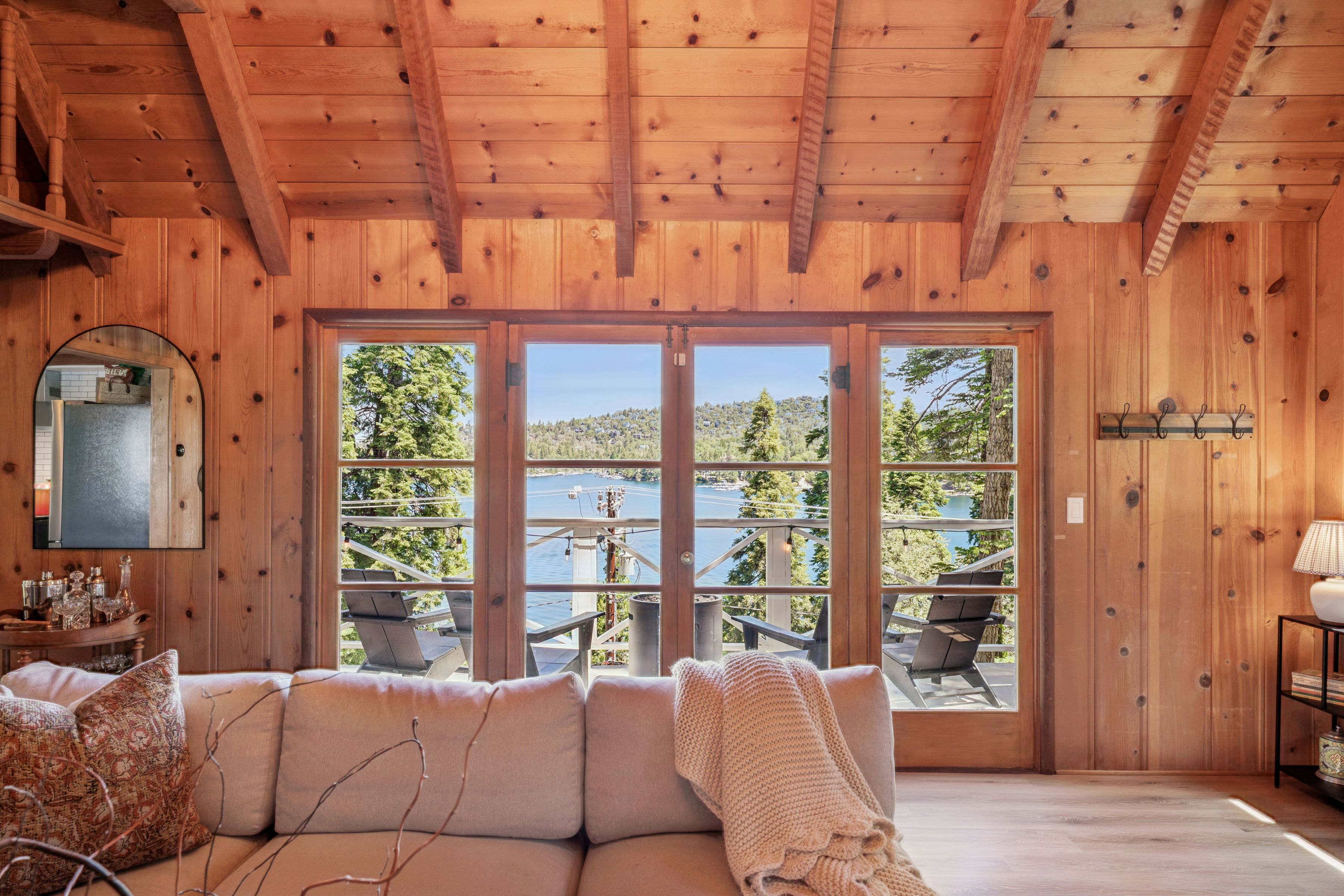  28901 Palisades Drive, Lake Arrowhead, CA 92352 - 物件實景