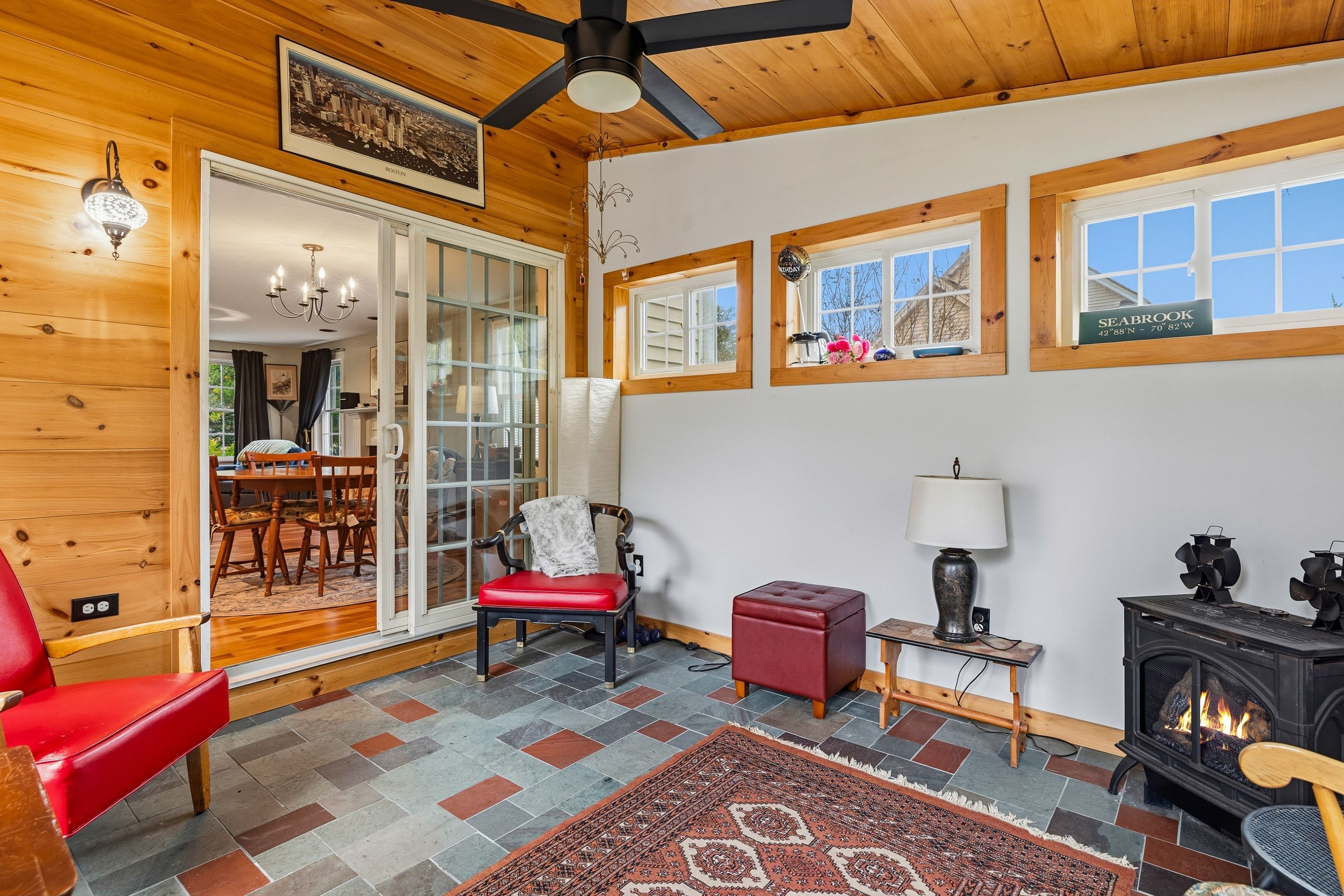  14 Viola Circle, Seabrook, NH, 03874 - 物件實景