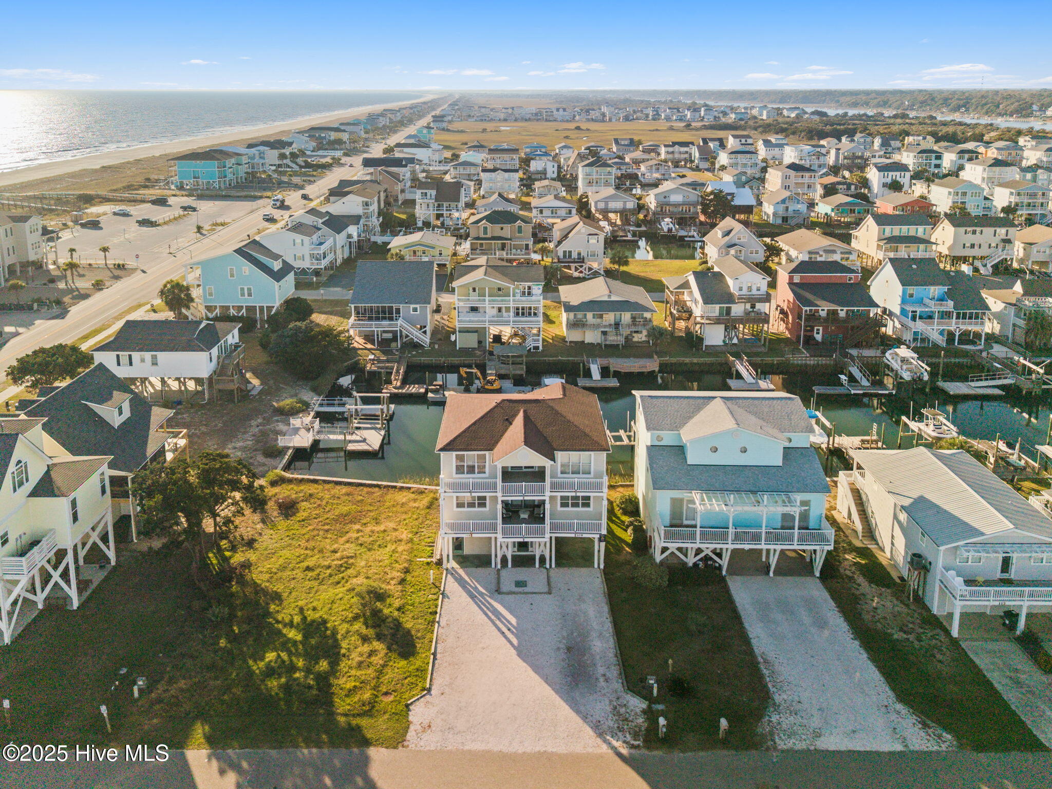 Holden Beach, North Carolina, 28462, United States, 4 Bedrooms Bedrooms, ,5 BathroomsBathrooms,Residential,For Sale,1992346