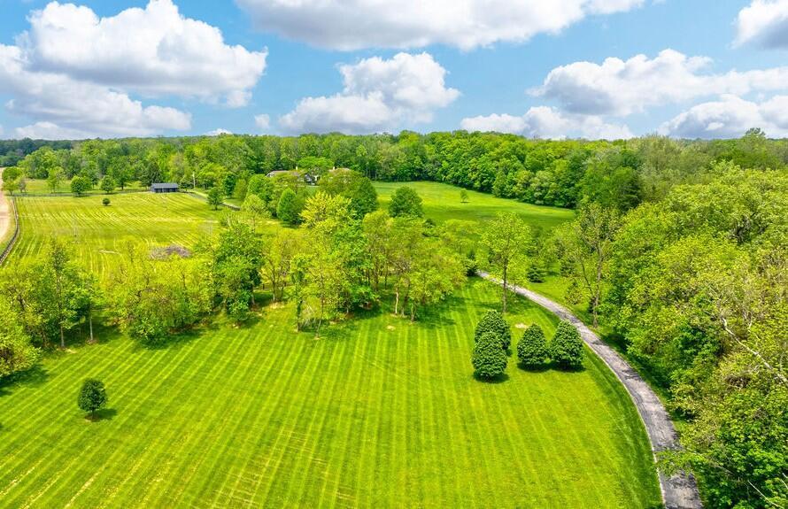 Pataskala, Ohio, 43062, United States, 4 Bedrooms Bedrooms, ,7 BathroomsBathrooms,Residential,For Sale,1829536