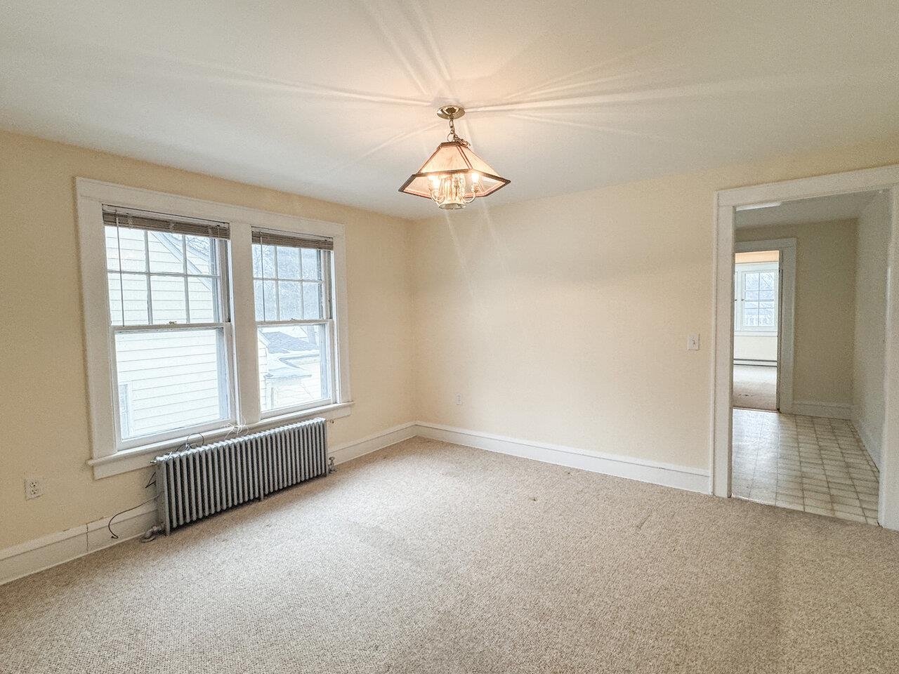 Burlington, Vermont, 05401, United States, 6 Bedrooms Bedrooms, ,2 BathroomsBathrooms,Residential,For Sale,1729174