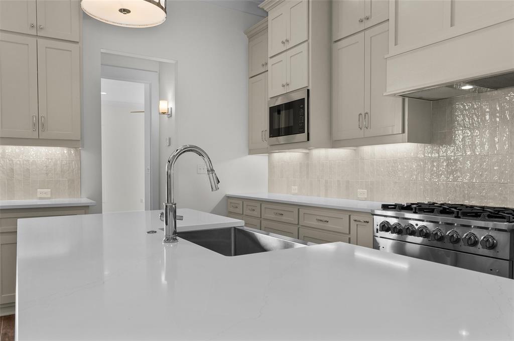 Shreveport, Louisiana, 71106, United States, 4 Bedrooms Bedrooms, ,4 BathroomsBathrooms,Residential,For Sale,1993078