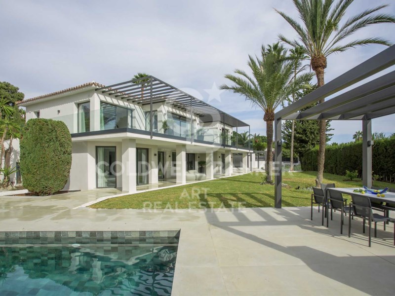 Marbella, Andalusia, ES, 5 Bedrooms Bedrooms, ,5 BathroomsBathrooms,Residential,For Sale,1766343