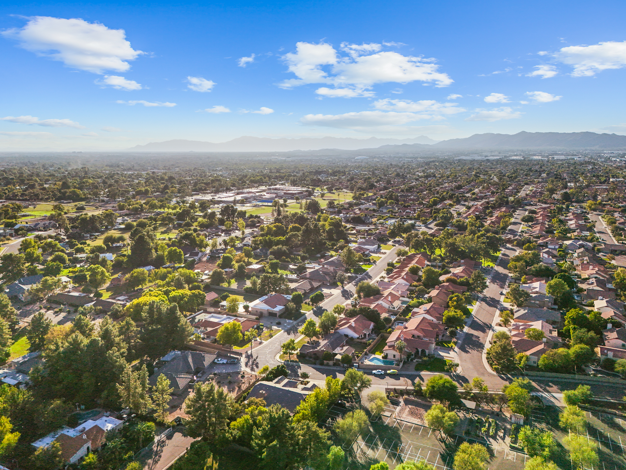 Tempe, Arizona, 85284, United States, 5 Bedrooms Bedrooms, ,3 BathroomsBathrooms,Residential,For Sale,1989924