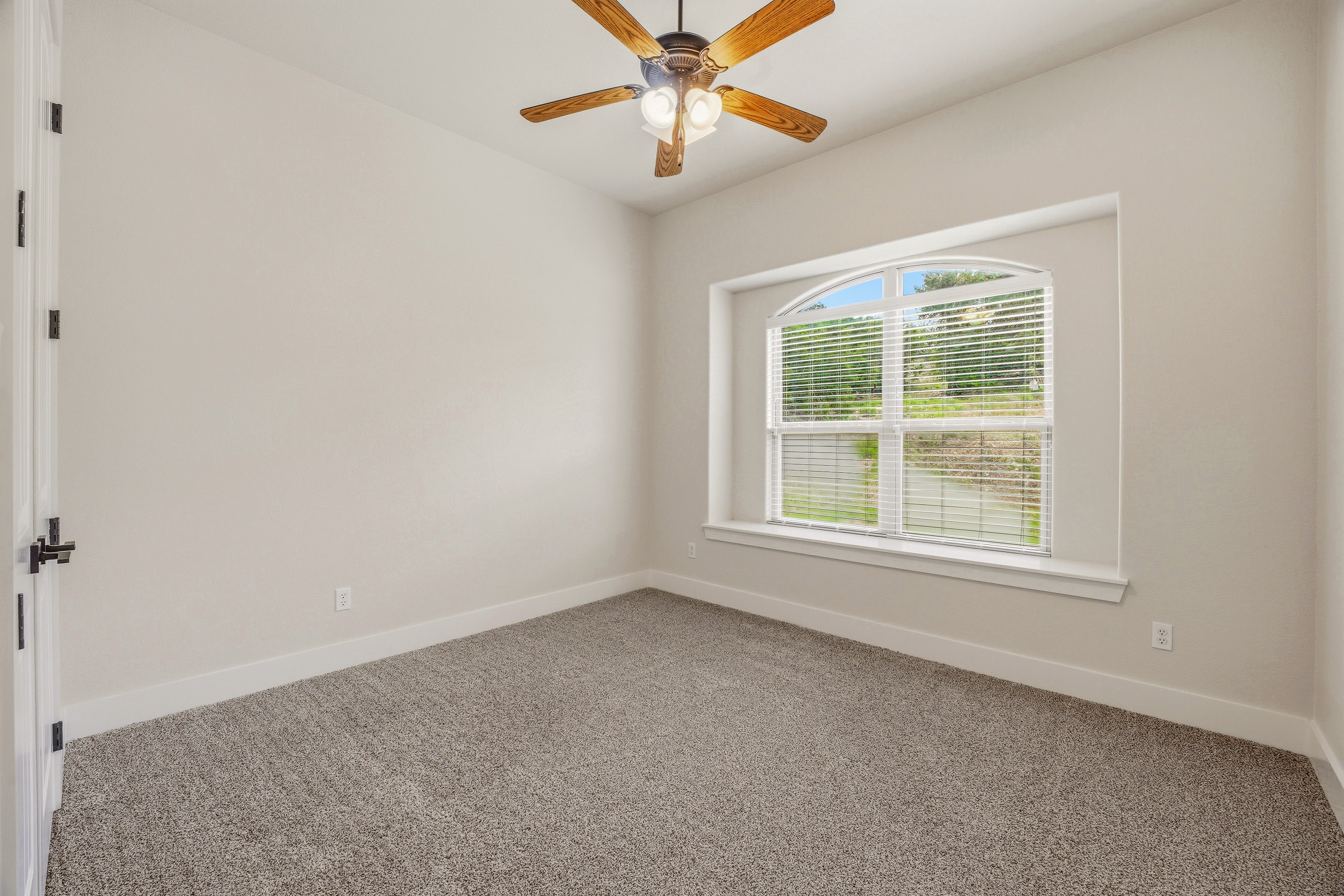 198 Cedar Mountain Drive, Weatherford, TX, 76085 - 物件實景