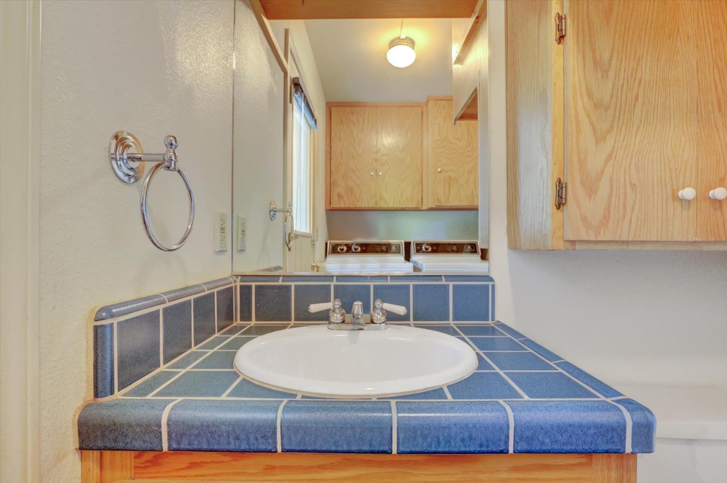 Nevada City, California, 95959, United States, 4 Bedrooms Bedrooms, ,3 BathroomsBathrooms,Residential,For Sale,1942290
