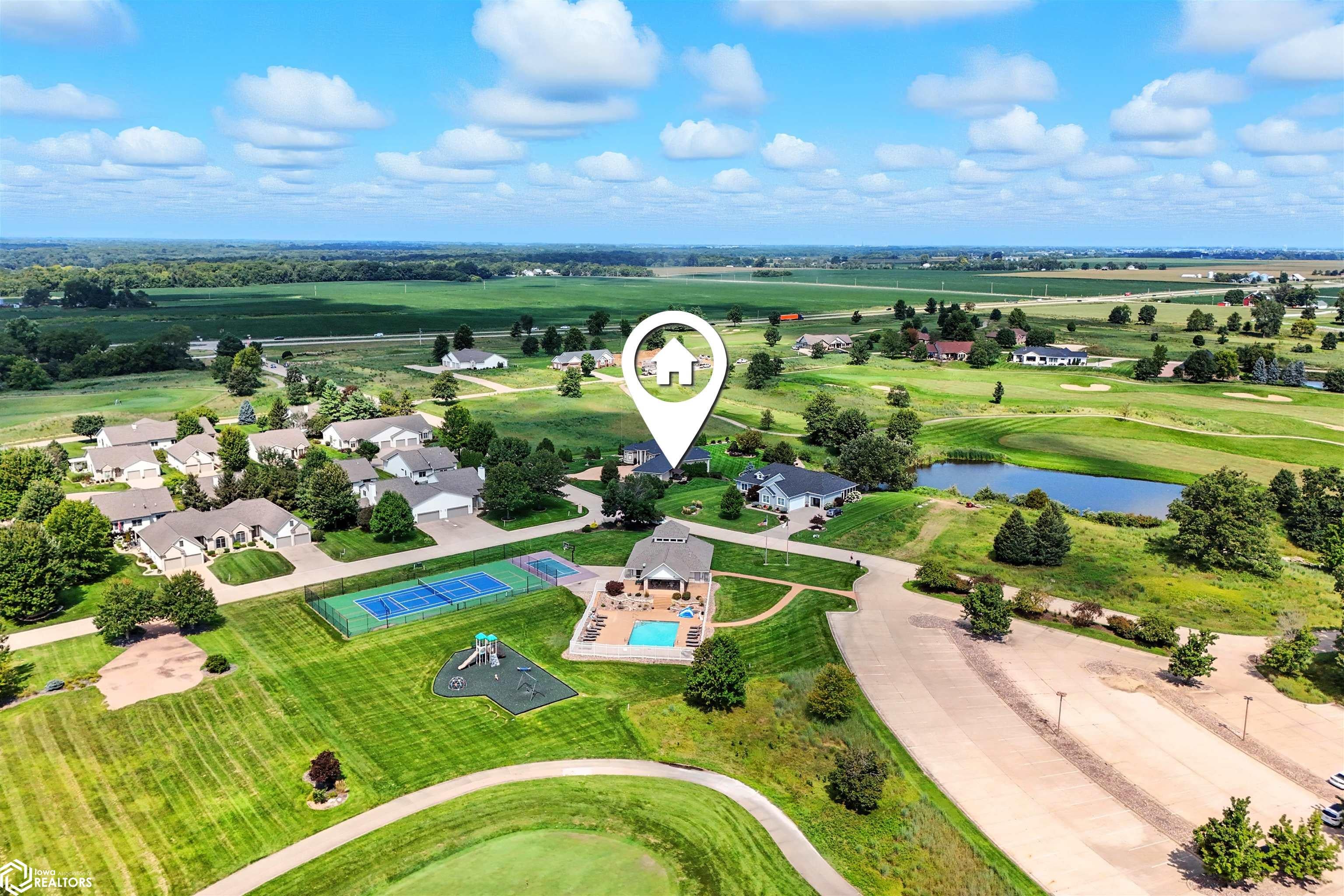 Burlington, Iowa, 52601, United States, 4 Bedrooms Bedrooms, ,5 BathroomsBathrooms,Residential,For Sale,1975547