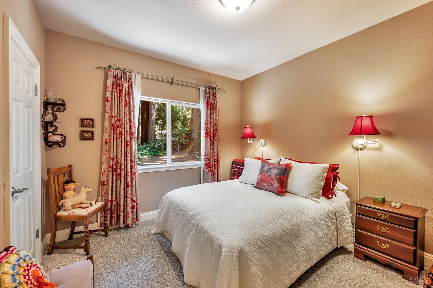 Sebastopol, California, 95472, United States, 4 Bedrooms Bedrooms, ,3 BathroomsBathrooms,Residential,For Sale,1989317