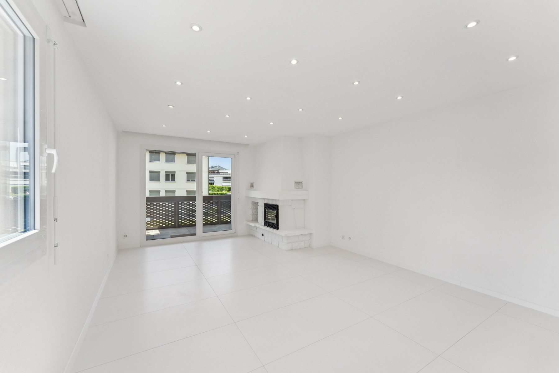  Beautiful, renovated 3 1/2-room apartment - 物件實景