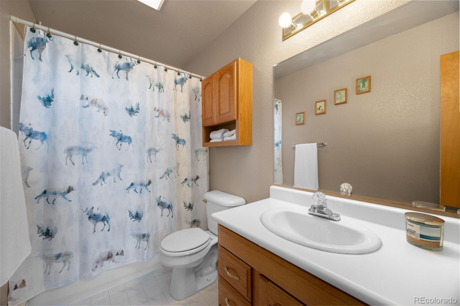 Brighton, Colorado, 80603, United States, 5 Bedrooms Bedrooms, ,3 BathroomsBathrooms,Residential,For Sale,1939833