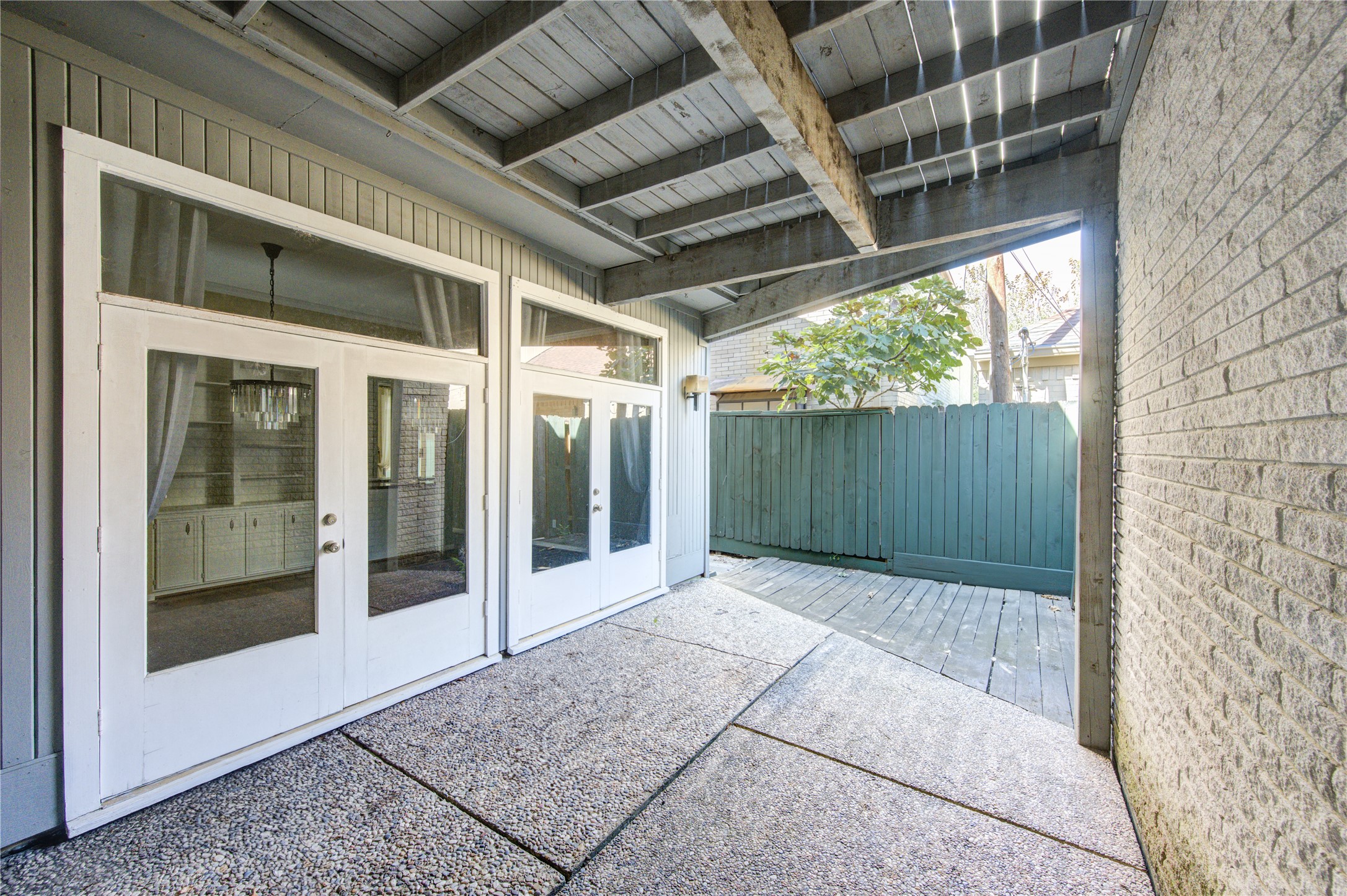  2524 Nantucket Drive B - 物件實景