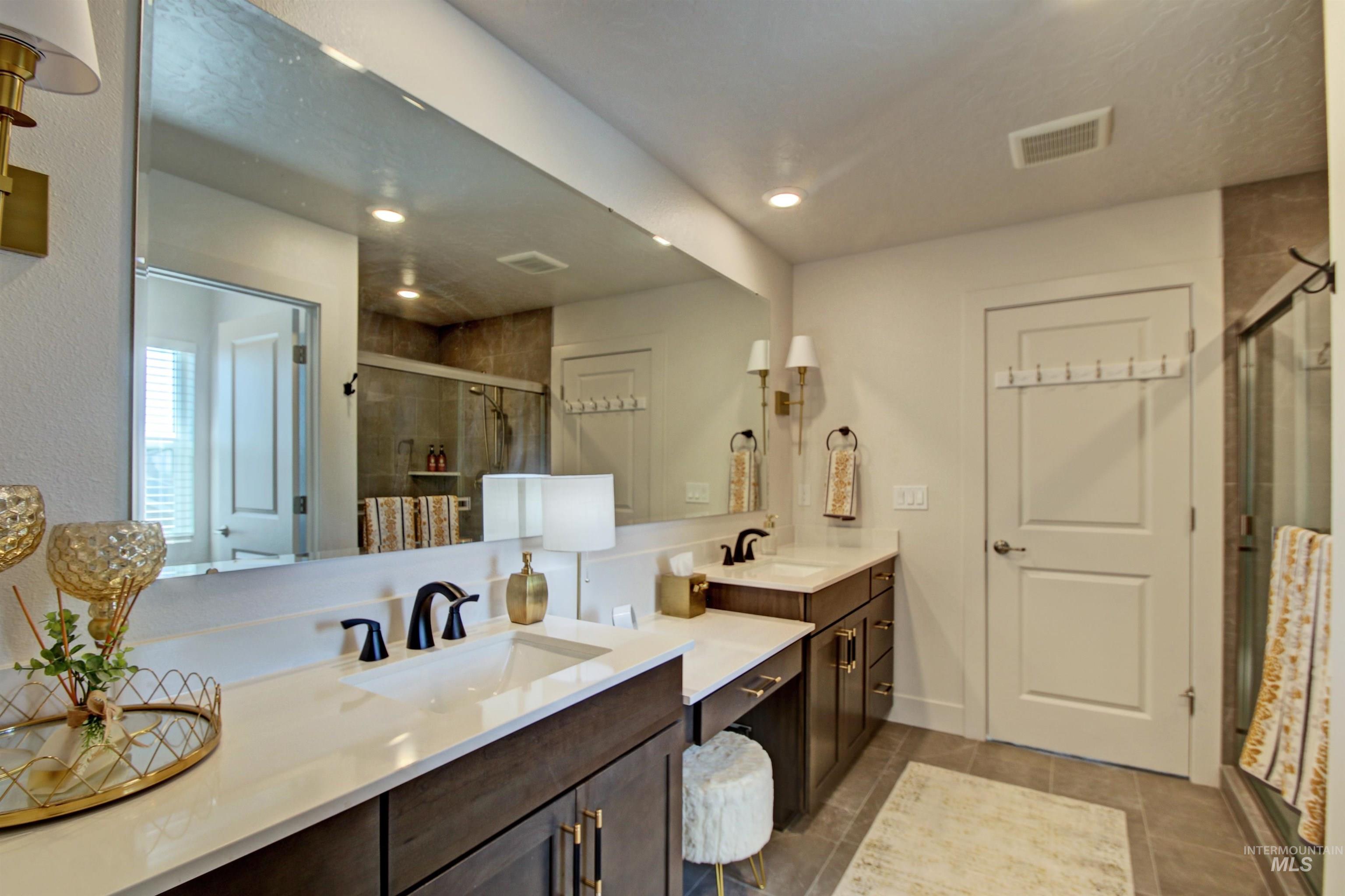 Meridian, Idaho, 83642, United States, 4 Bedrooms Bedrooms, ,Residential,For Sale,1911004