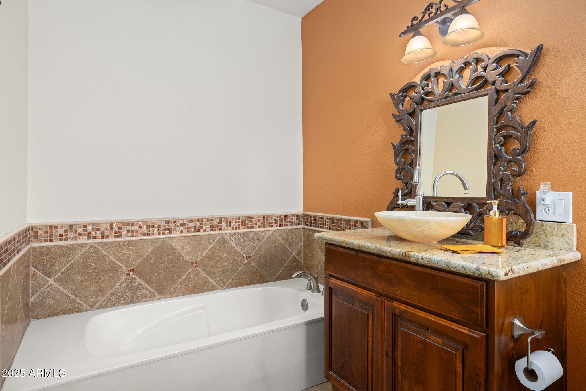 Peoria, Arizona, 85383, United States, 3 Bedrooms Bedrooms, ,2 BathroomsBathrooms,Residential,For Sale,1989299