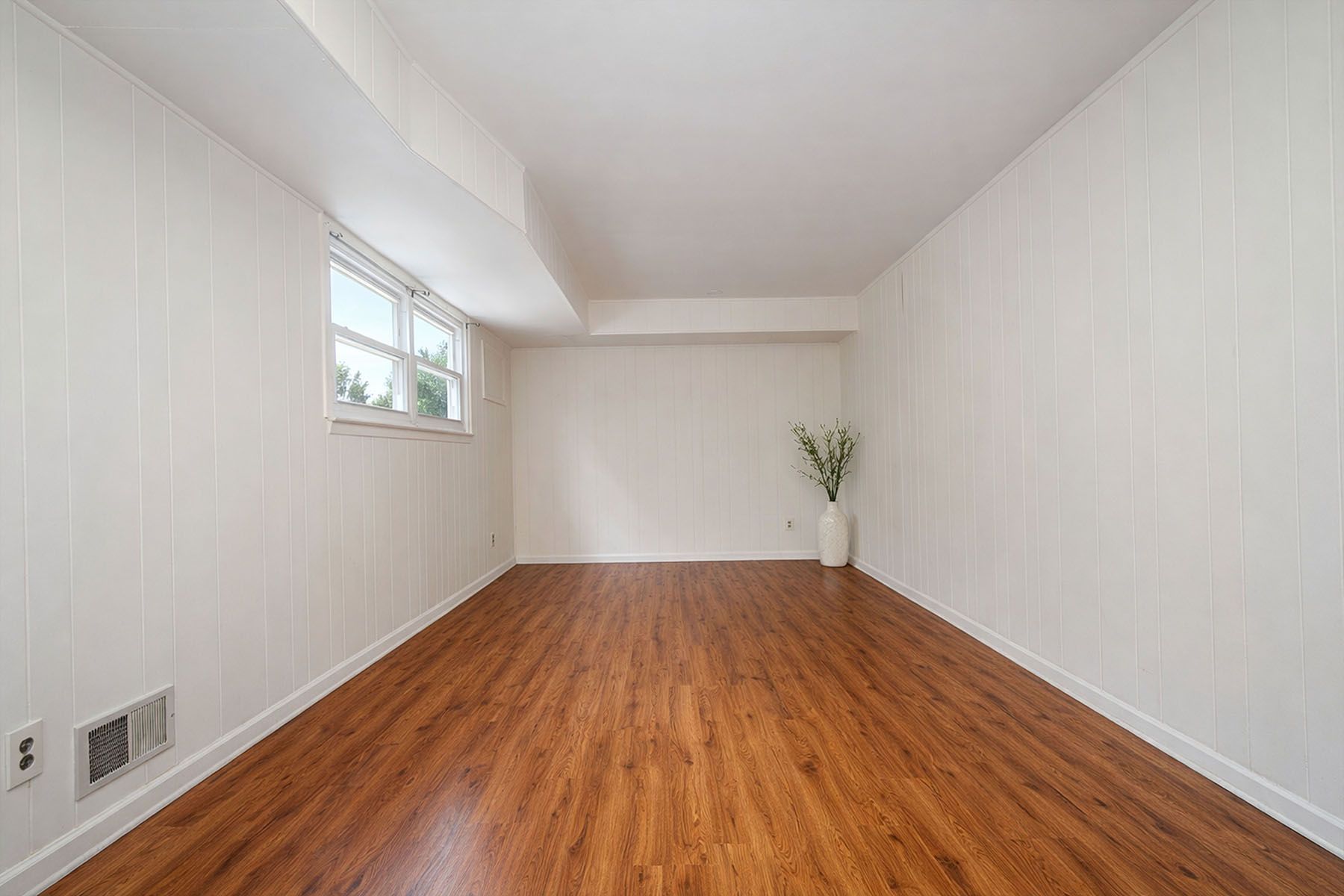  58 Kingsbridge Avenue, Bulls Head, NY 10314 - 物件實景