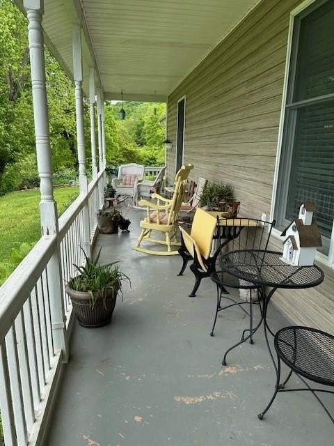 Green Forest, Arkansas, 72638, United States, 2 Bedrooms Bedrooms, ,2 BathroomsBathrooms,Residential,For Sale,1921534
