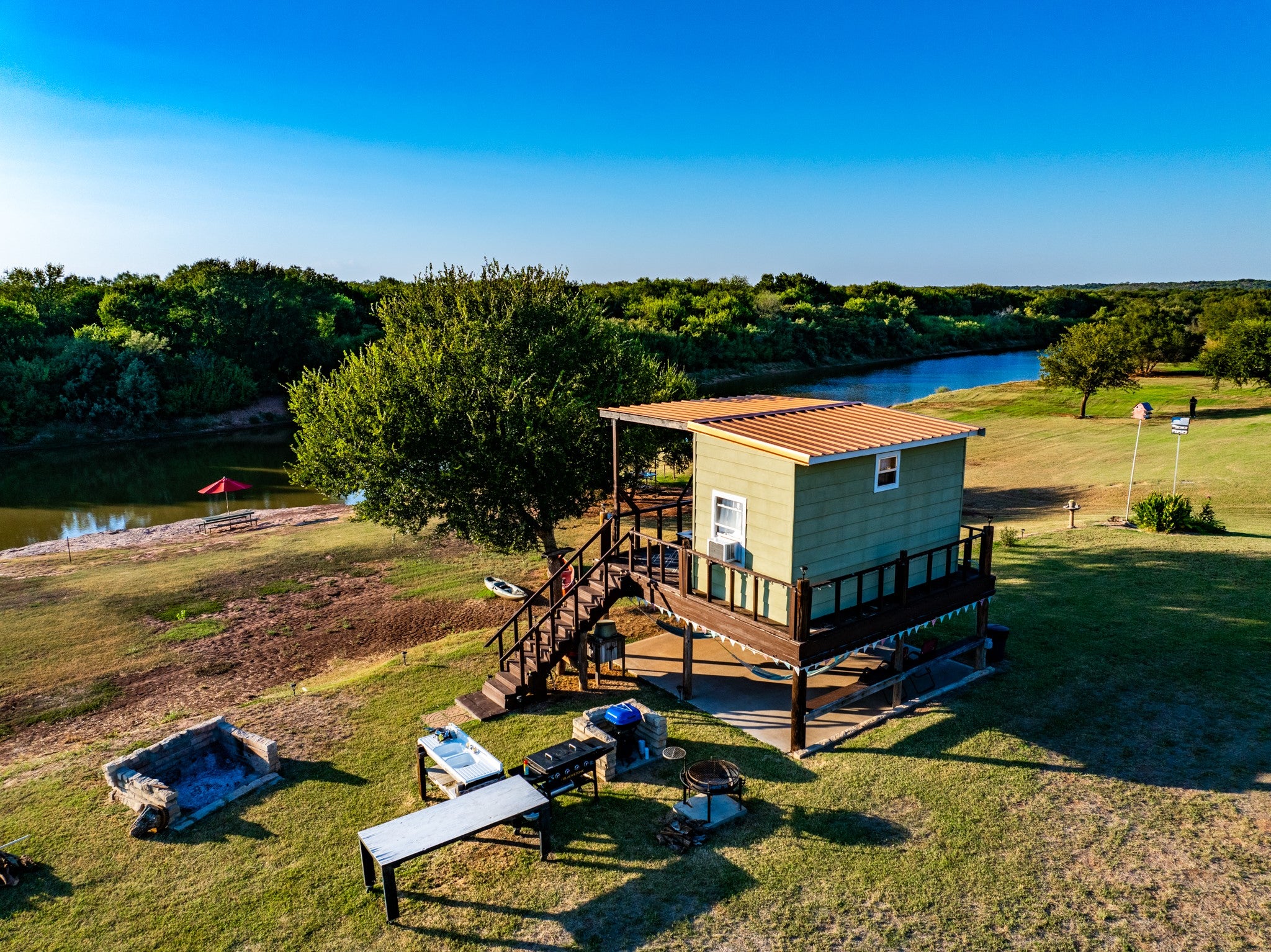 South Bend, Texas, 76481, United States, 2 Bedrooms Bedrooms, ,1 BathroomBathrooms,Residential,For Sale,1980109