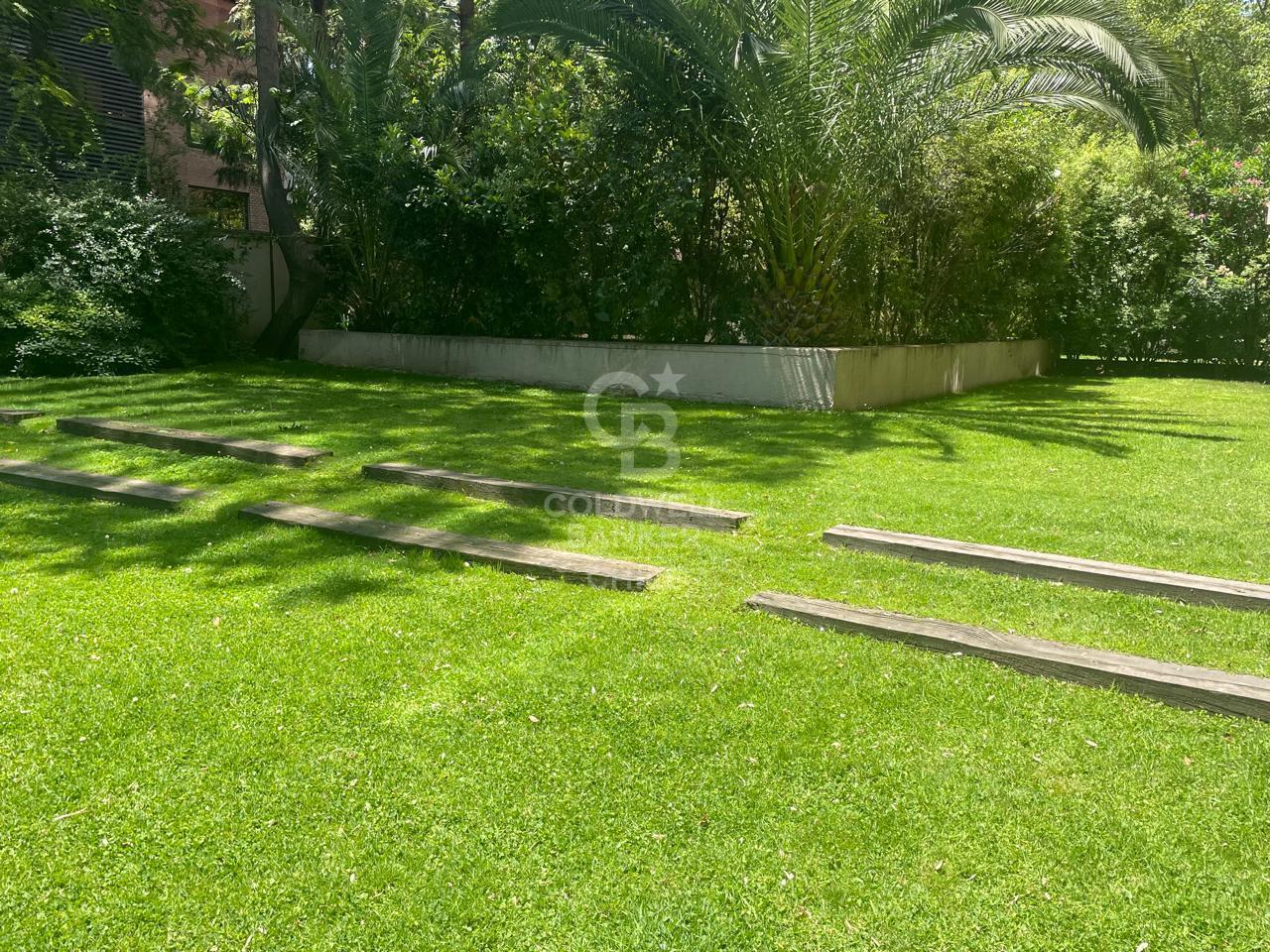 Vitacura, Chile, 3 Bedrooms Bedrooms, ,3 BathroomsBathrooms,Residential,For Sale,1940744