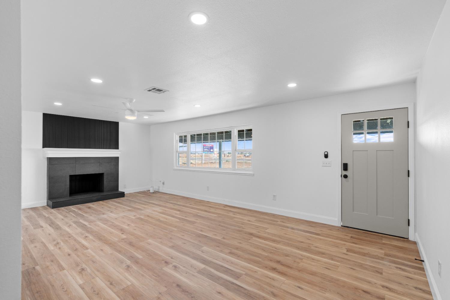 Merced, California, 95348, United States, 4 Bedrooms Bedrooms, ,2 BathroomsBathrooms,Residential,For Sale,2007840