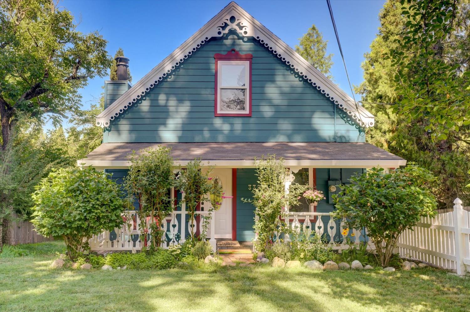 Nevada City, California, 95959, United States, 2 Bedrooms Bedrooms, ,2 BathroomsBathrooms,Residential,For Sale,1896886