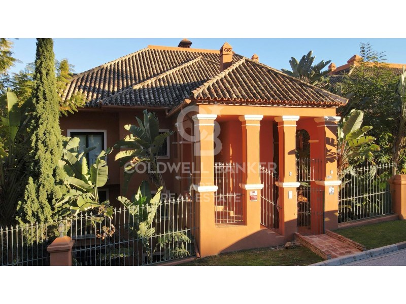Benahavís, Andalusia, ES, 3 Bedrooms Bedrooms, ,3 BathroomsBathrooms,Residential,For Sale,1912355