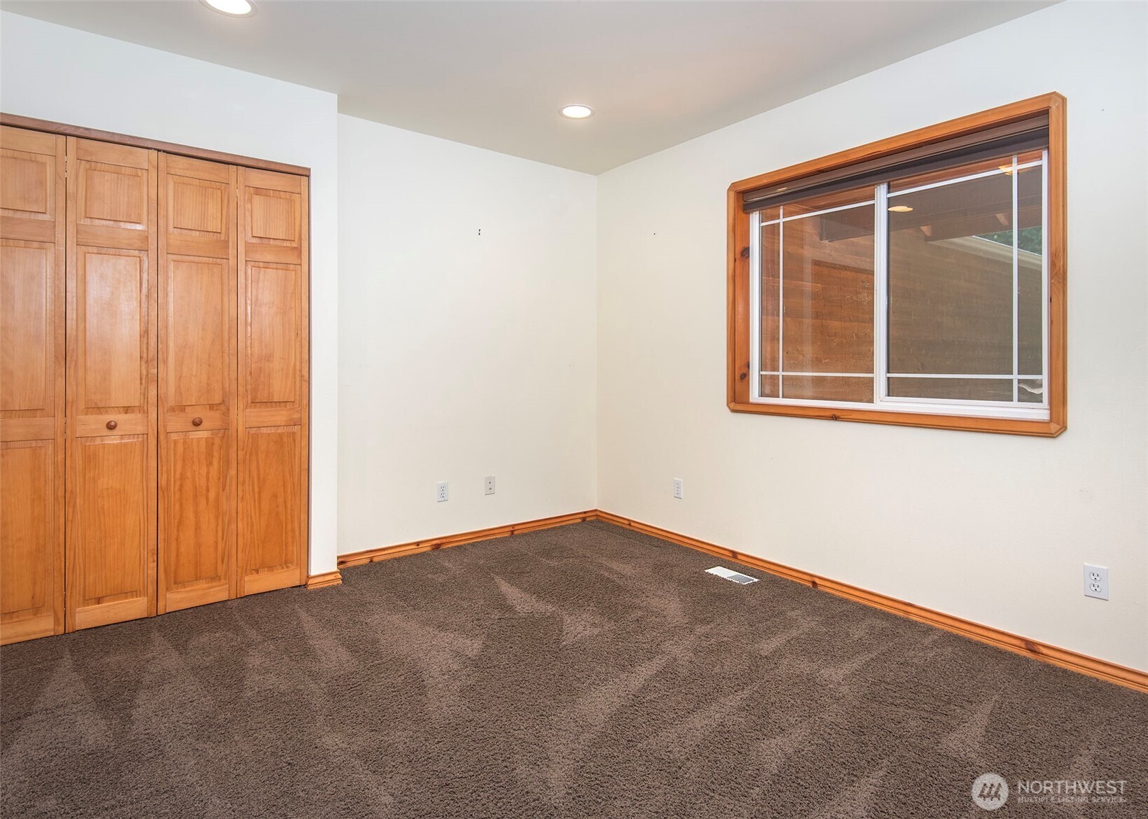 Stanwood, Washington, 98292, United States, 4 Bedrooms Bedrooms, ,2 BathroomsBathrooms,Residential,For Sale,1926284